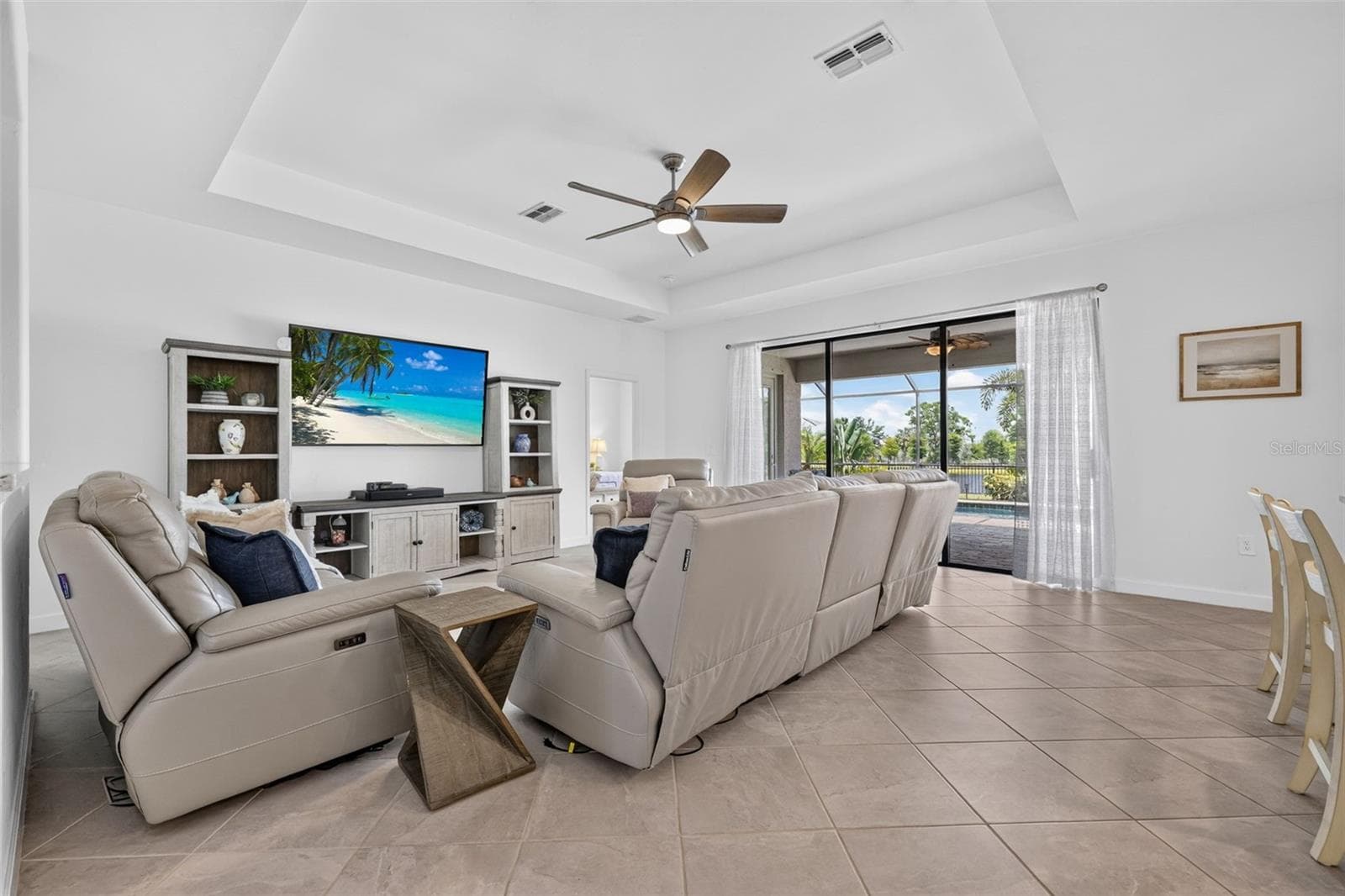 Single Family Residence at 4881 SEAFOAM TRL, LAKEWOOD RANCH, photo 8 of 68