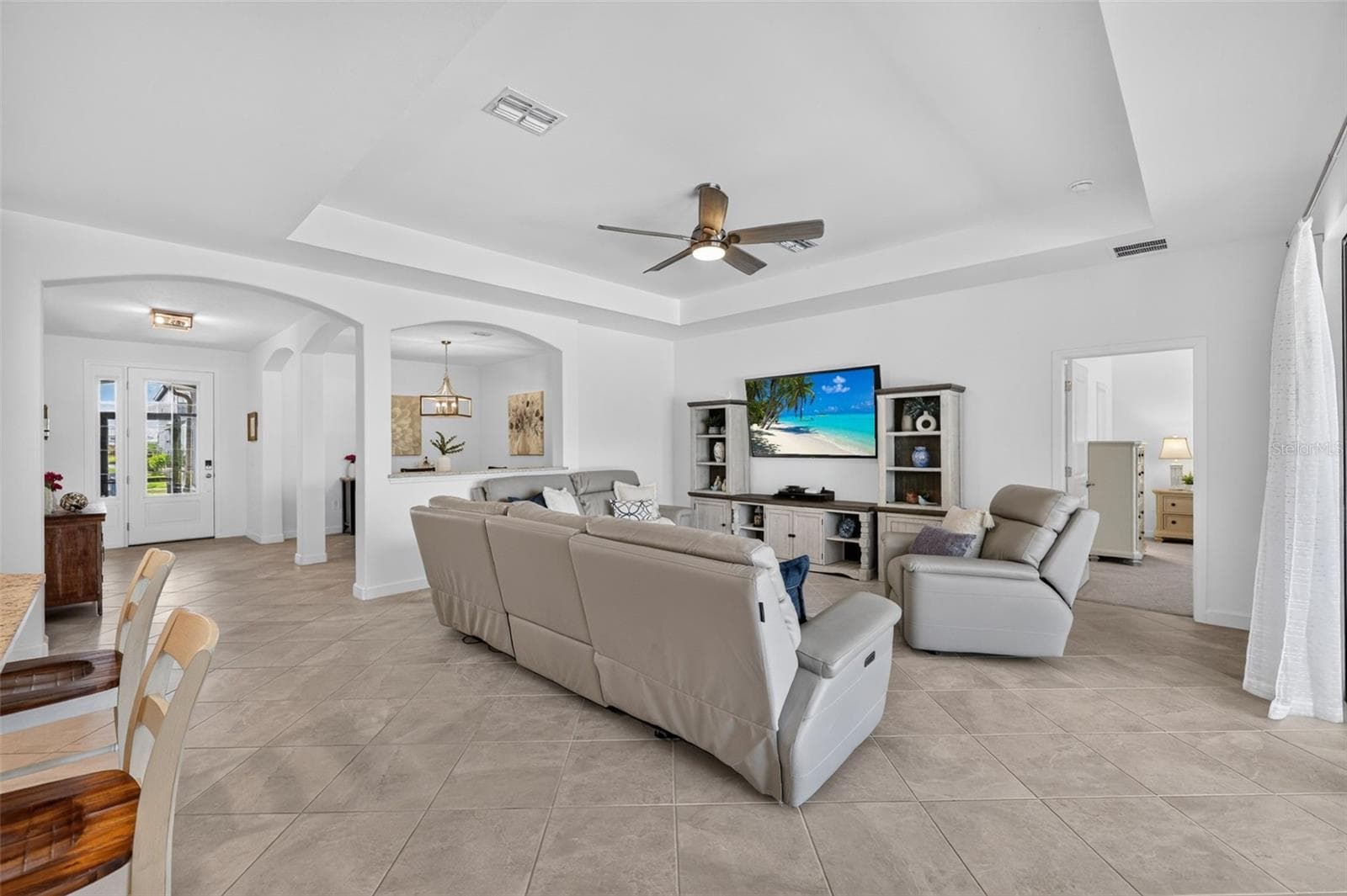 Single Family Residence at 4881 SEAFOAM TRL, LAKEWOOD RANCH, photo 10 of 68