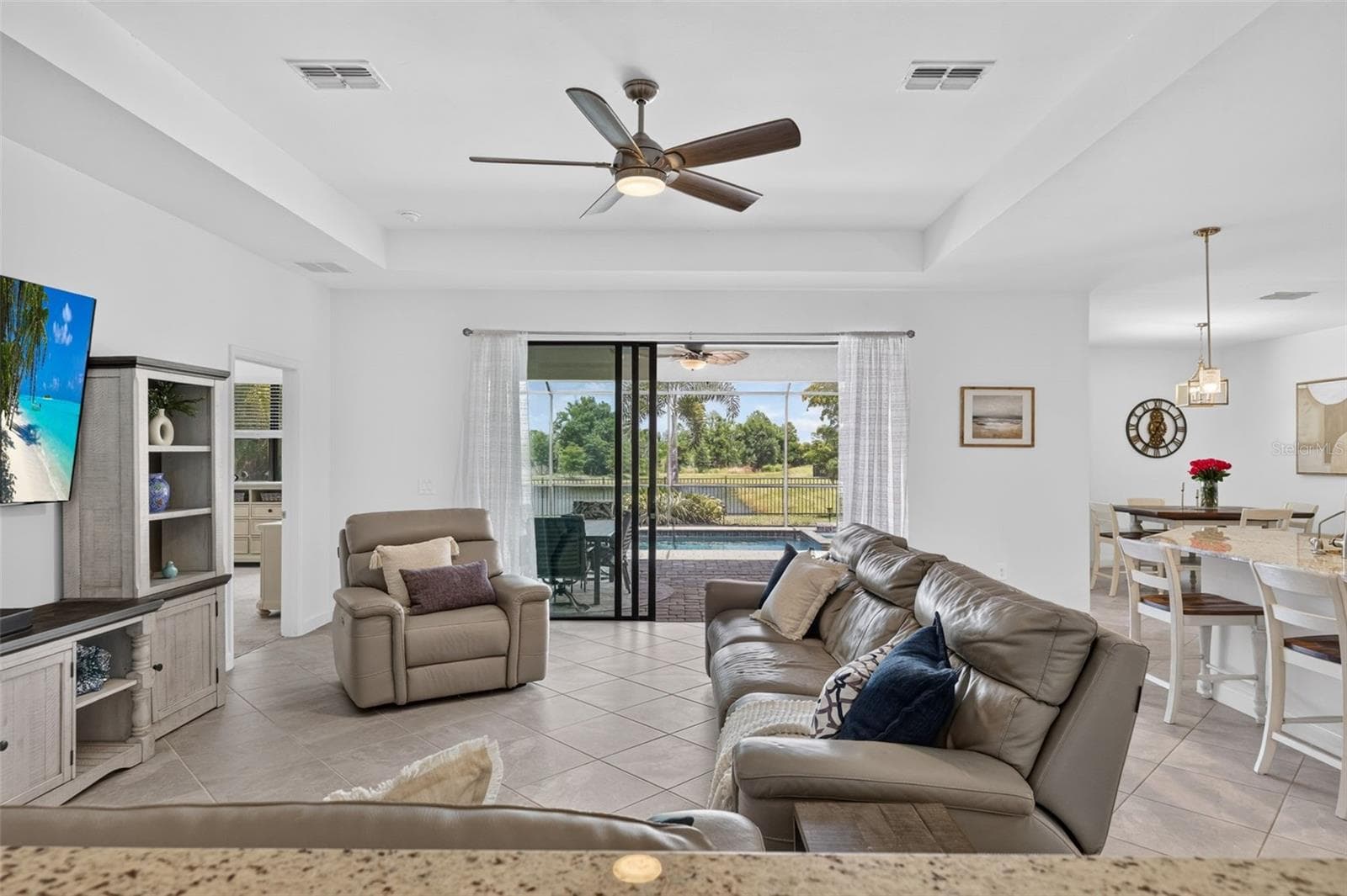 Single Family Residence at 4881 SEAFOAM TRL, LAKEWOOD RANCH, photo 12 of 68