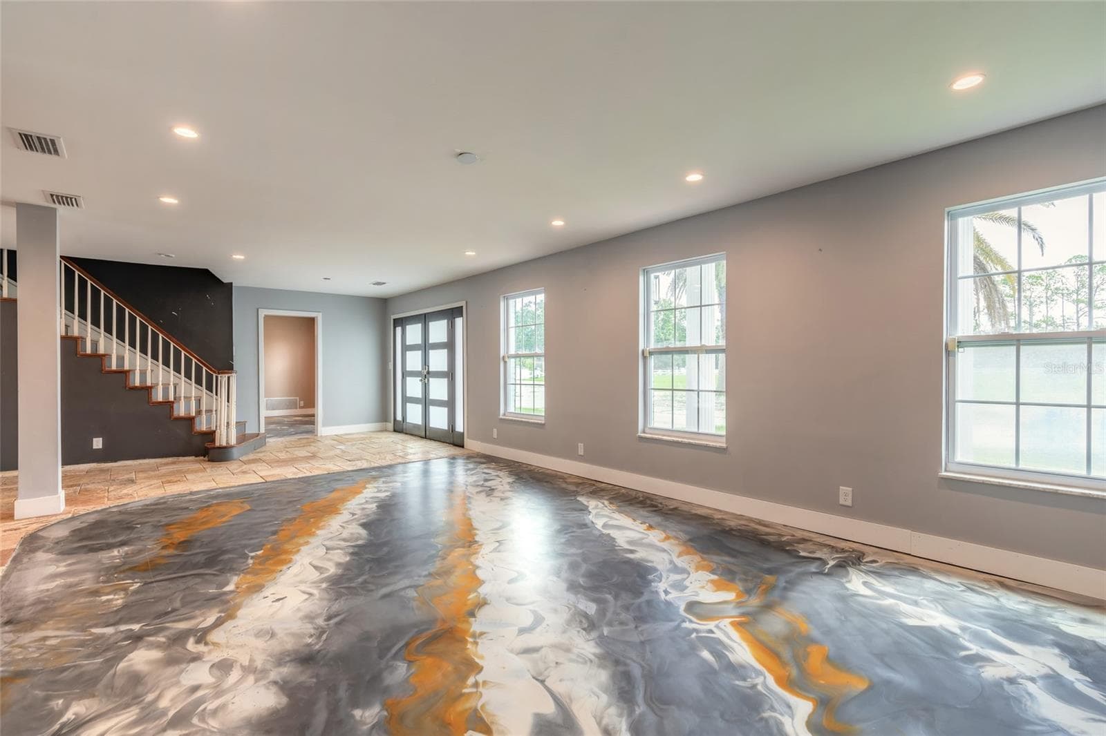 Front Entrance-Living Room - 2015 HALIFAX DR, PORT ORANGE