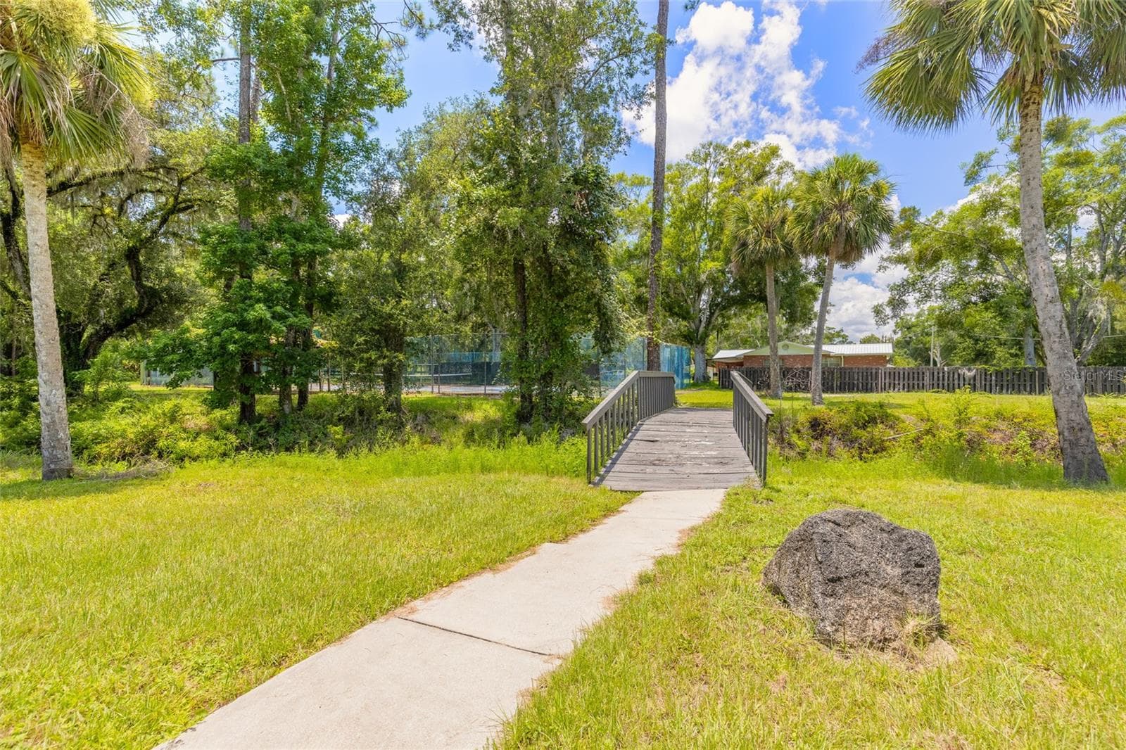 Walkway to Pickleball - 2015 HALIFAX DR, PORT ORANGE