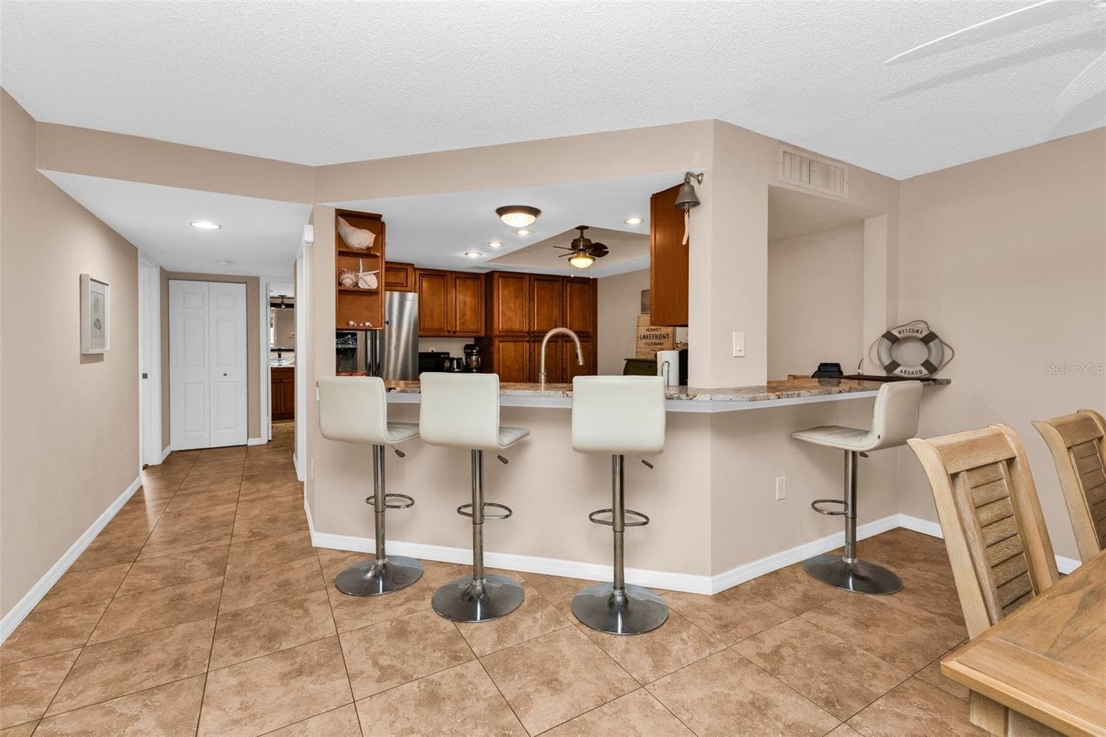 Condominium at 9050 MIDNIGHT PASS RD #1, SARASOTA, photo 4 of 43