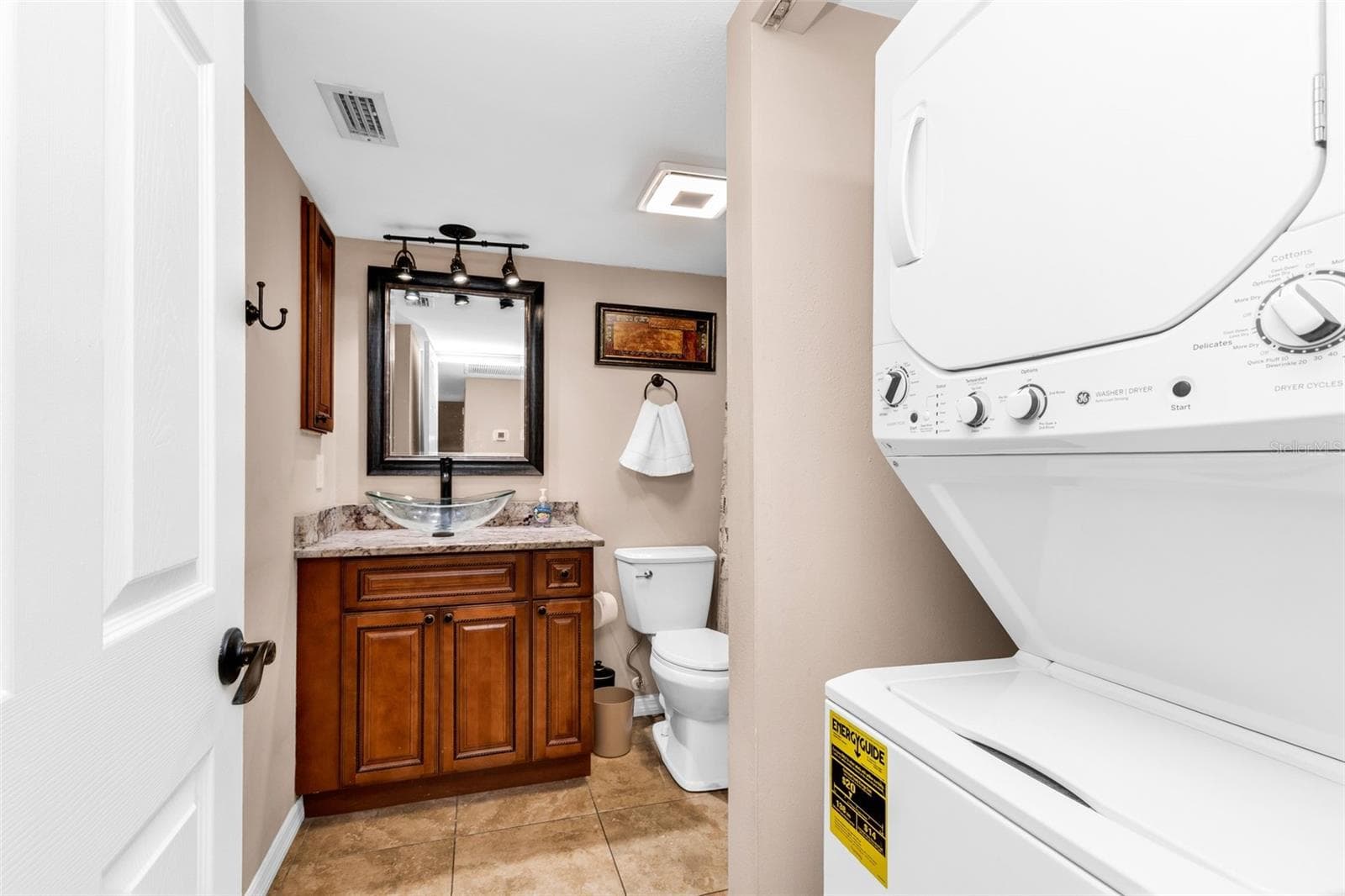 Condominium at 9050 MIDNIGHT PASS RD #1, SARASOTA, photo 15 of 43
