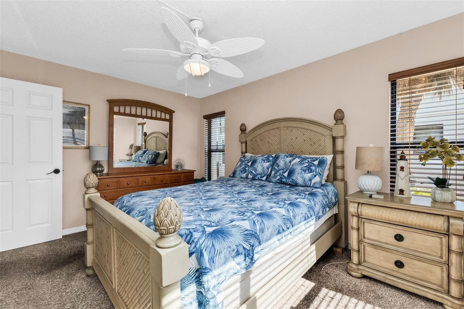 Condominium at 9050 MIDNIGHT PASS RD #1, SARASOTA, photo 16 of 43
