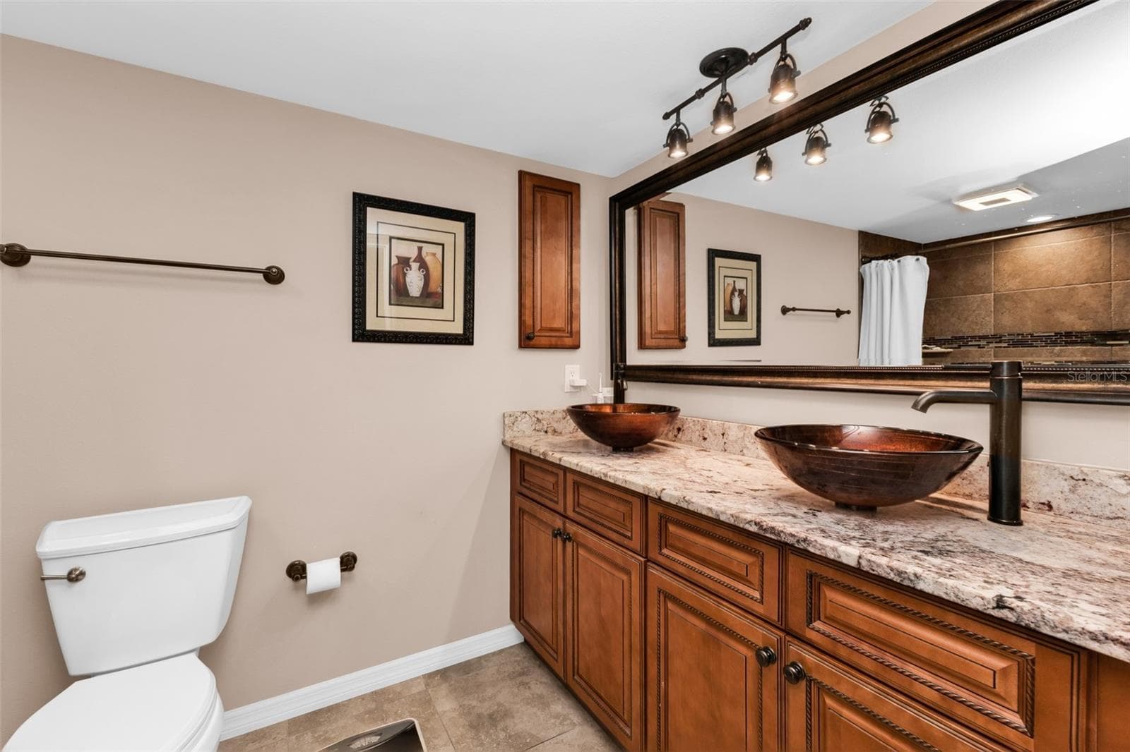 Condominium at 9050 MIDNIGHT PASS RD #1, SARASOTA, photo 18 of 43