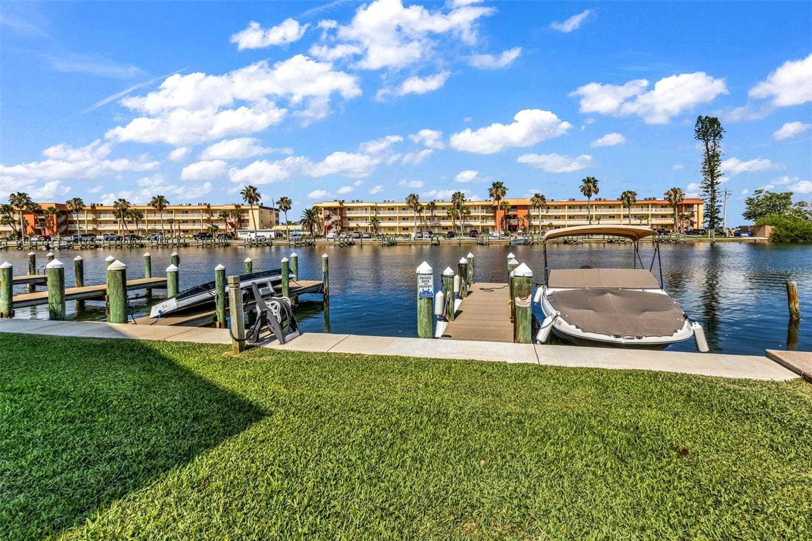 Condominium at 9050 MIDNIGHT PASS RD #1, SARASOTA, photo 28 of 43