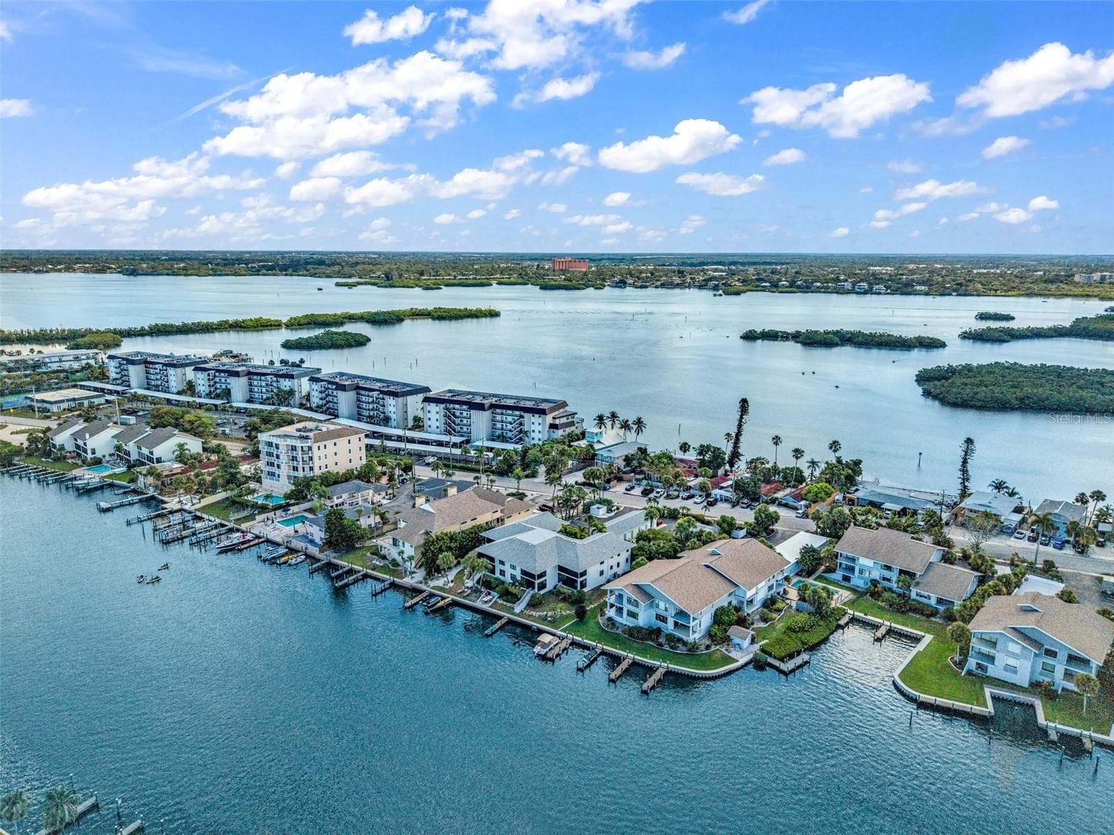 Condominium at 9050 MIDNIGHT PASS RD #1, SARASOTA, photo 37 of 43