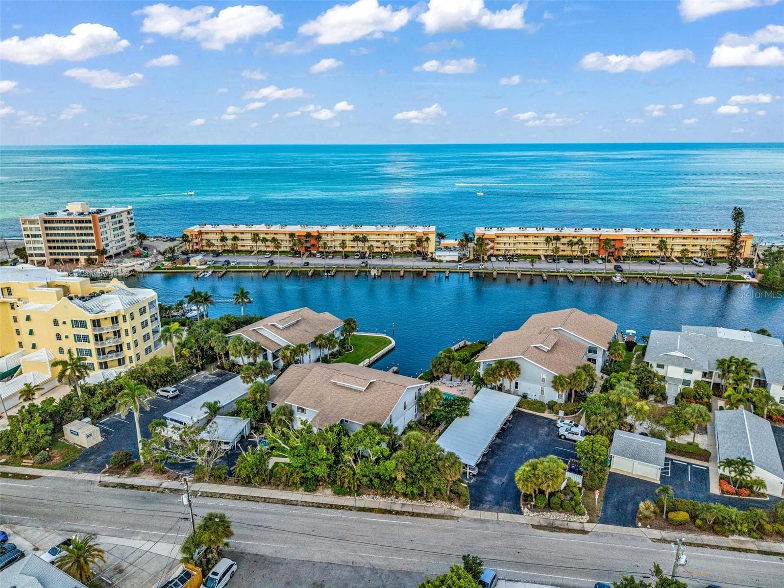 Condominium at 9050 MIDNIGHT PASS RD #1, SARASOTA, photo 39 of 43