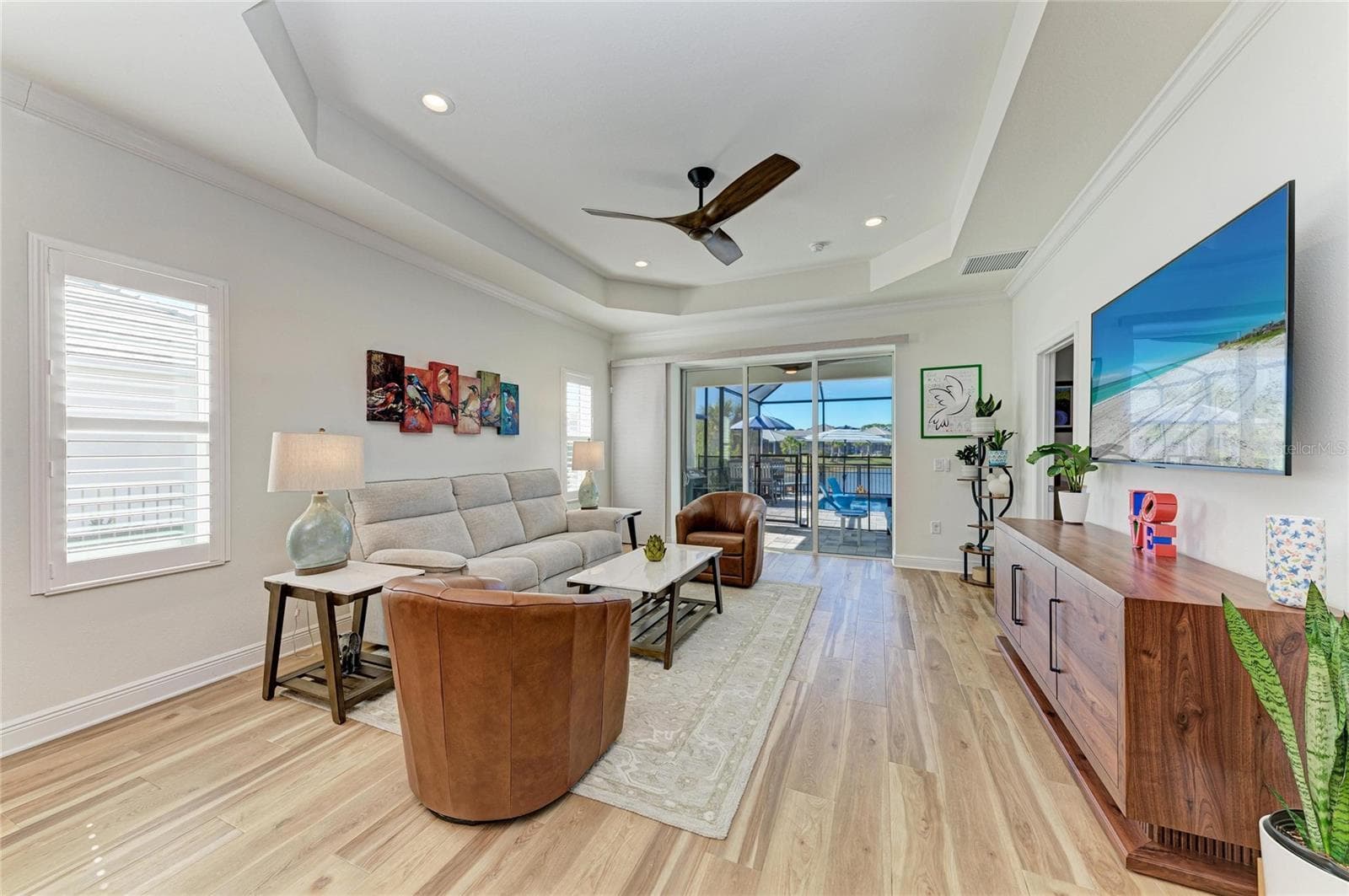 Single Family Residence at 9920 CRYSTAL ISLE CIR, SARASOTA, photo 22 of 92