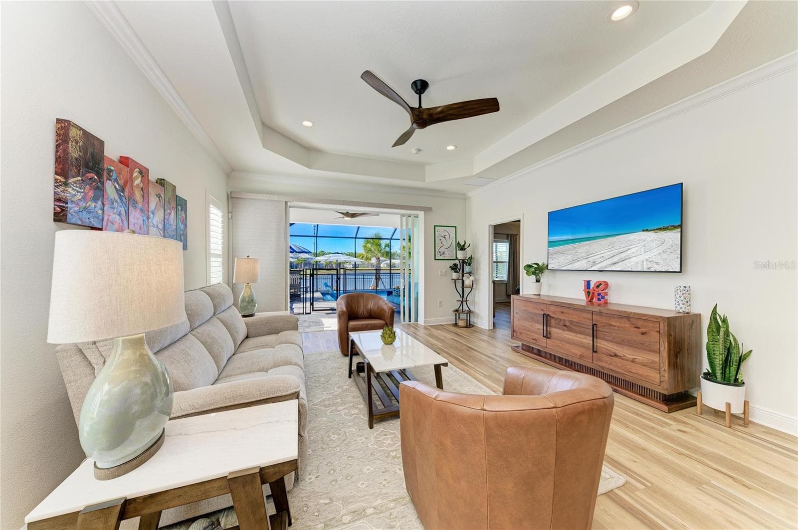 Single Family Residence at 9920 CRYSTAL ISLE CIR, SARASOTA, photo 25 of 92