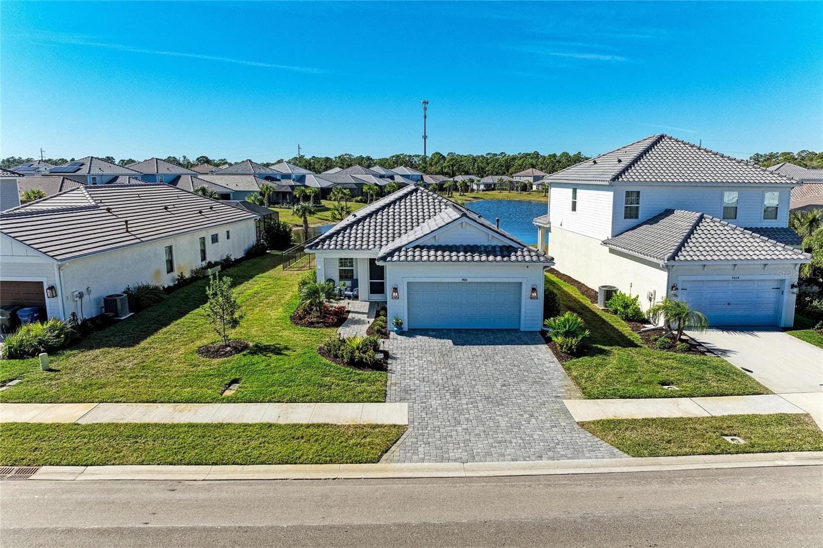 Single Family Residence at 9920 CRYSTAL ISLE CIR, SARASOTA, photo 53 of 92