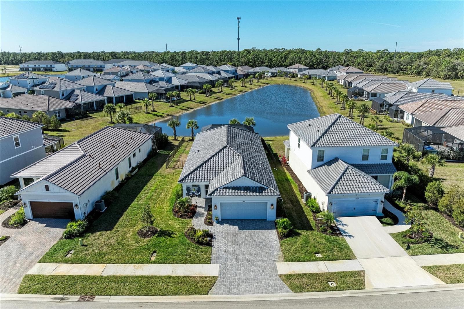 Single Family Residence at 9920 CRYSTAL ISLE CIR, SARASOTA, photo 54 of 92