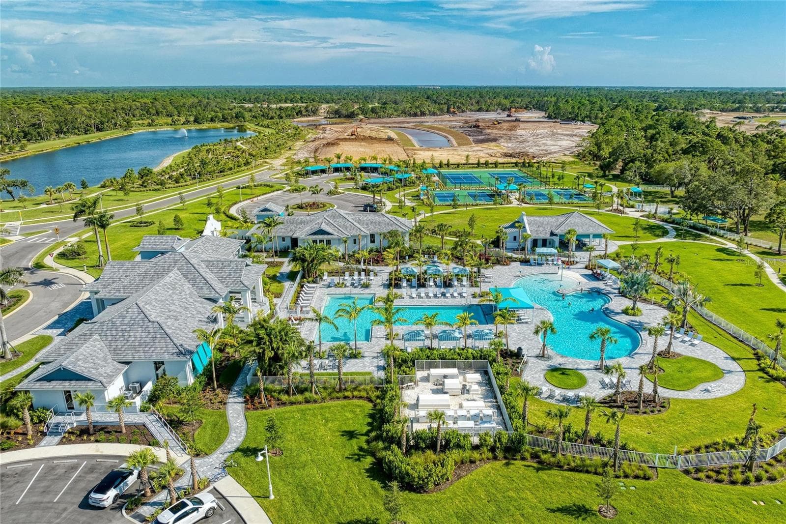 Single Family Residence at 9920 CRYSTAL ISLE CIR, SARASOTA, photo 66 of 92