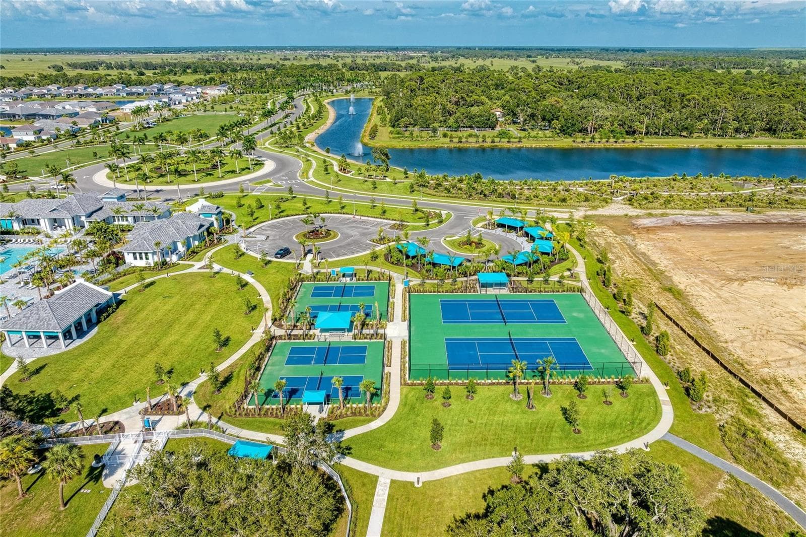Single Family Residence at 9920 CRYSTAL ISLE CIR, SARASOTA, photo 70 of 92