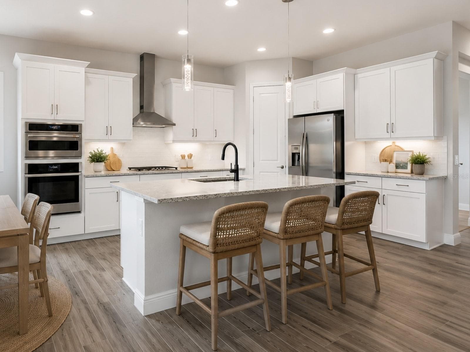 Enhanced with AI virtual staging to help illustrate potential furniture placement and scale. All furnishings and decor are digitally rendered. - 8282 GRANDE SHORES DR, SARASOTA