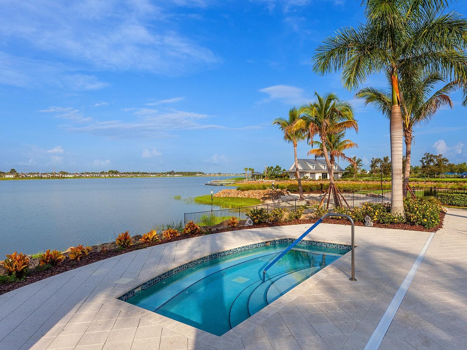 Single Family Residence at 8282 GRANDE SHORES DR, SARASOTA, photo 69 of 87