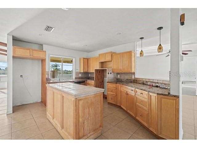 Single Family Residence at 1219 NE 14TH PL, CAPE CORAL, photo 11 of 25