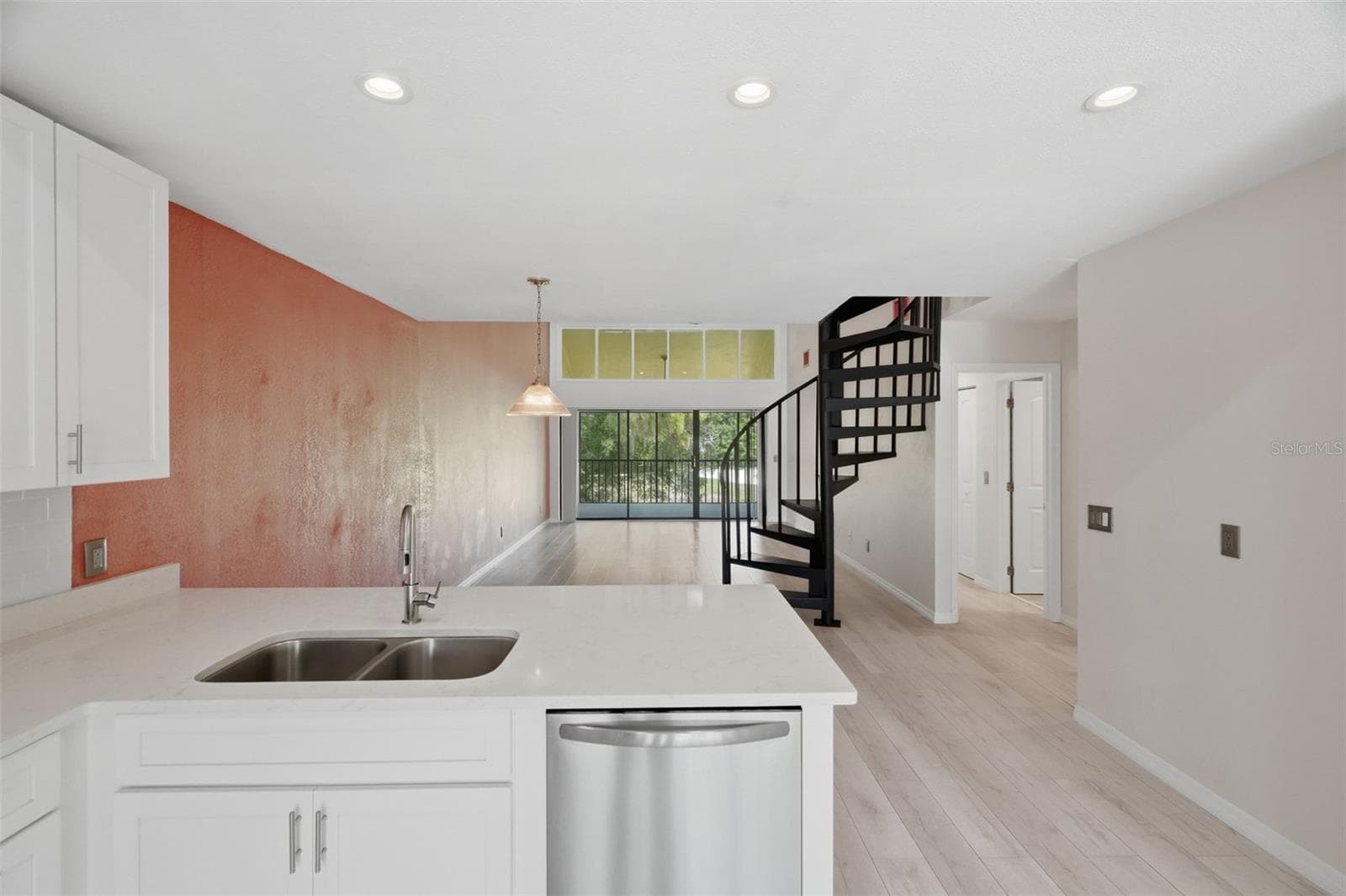 Condominium at 60 ST ANDREWS PL #60, OLDSMAR, photo 11 of 39