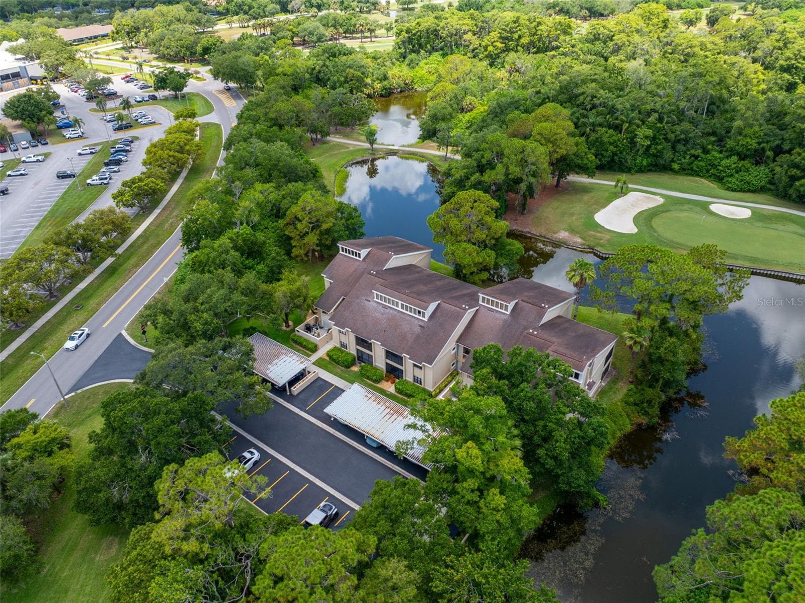 Condominium at 60 ST ANDREWS PL #60, OLDSMAR, photo 32 of 39
