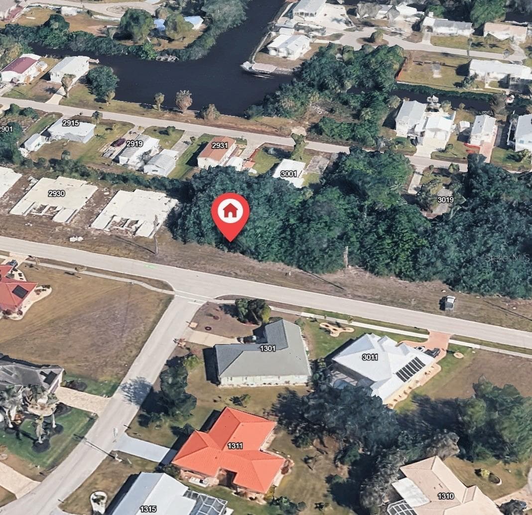 2942 MAGDALINA DR