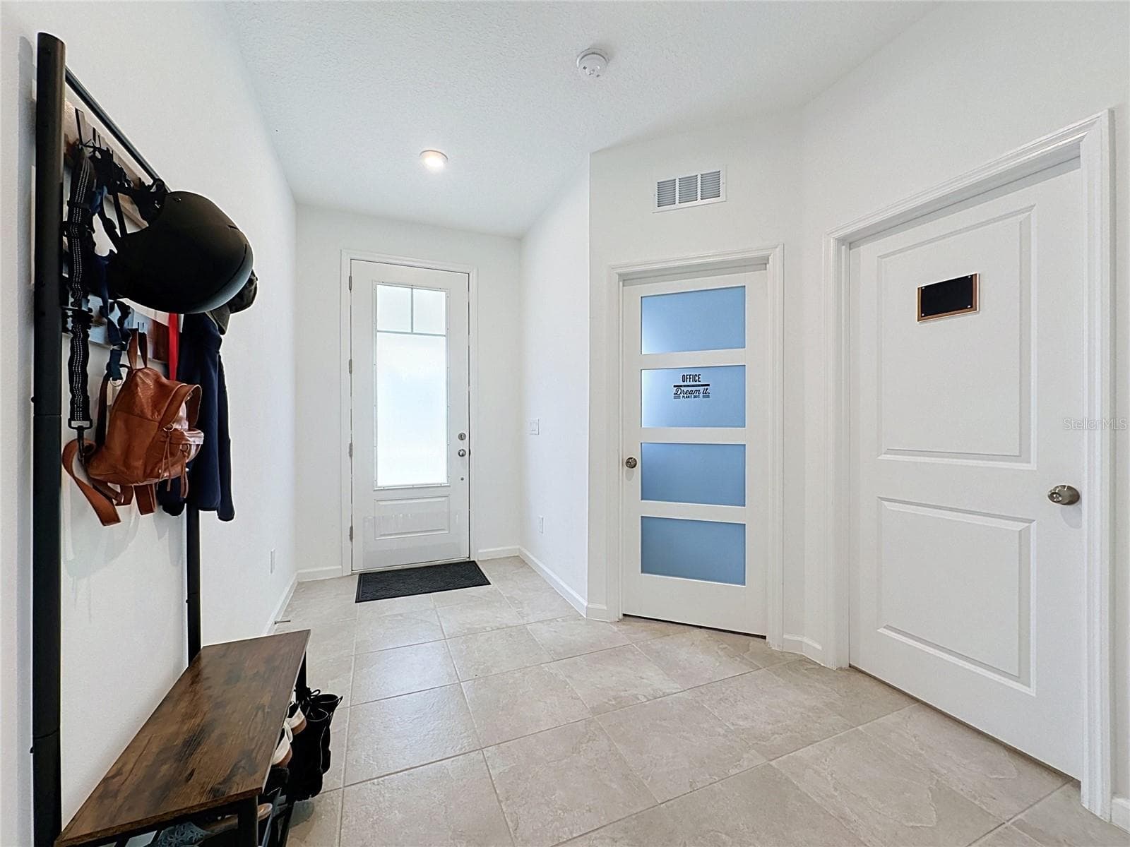 Single Family Residence at 900 HONEY PETAL LN, DELAND, photo 5 of 42