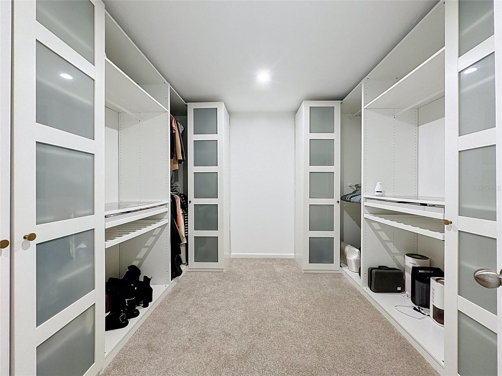 Primary Walk-in Clost - 900 HONEY PETAL LN, DELAND