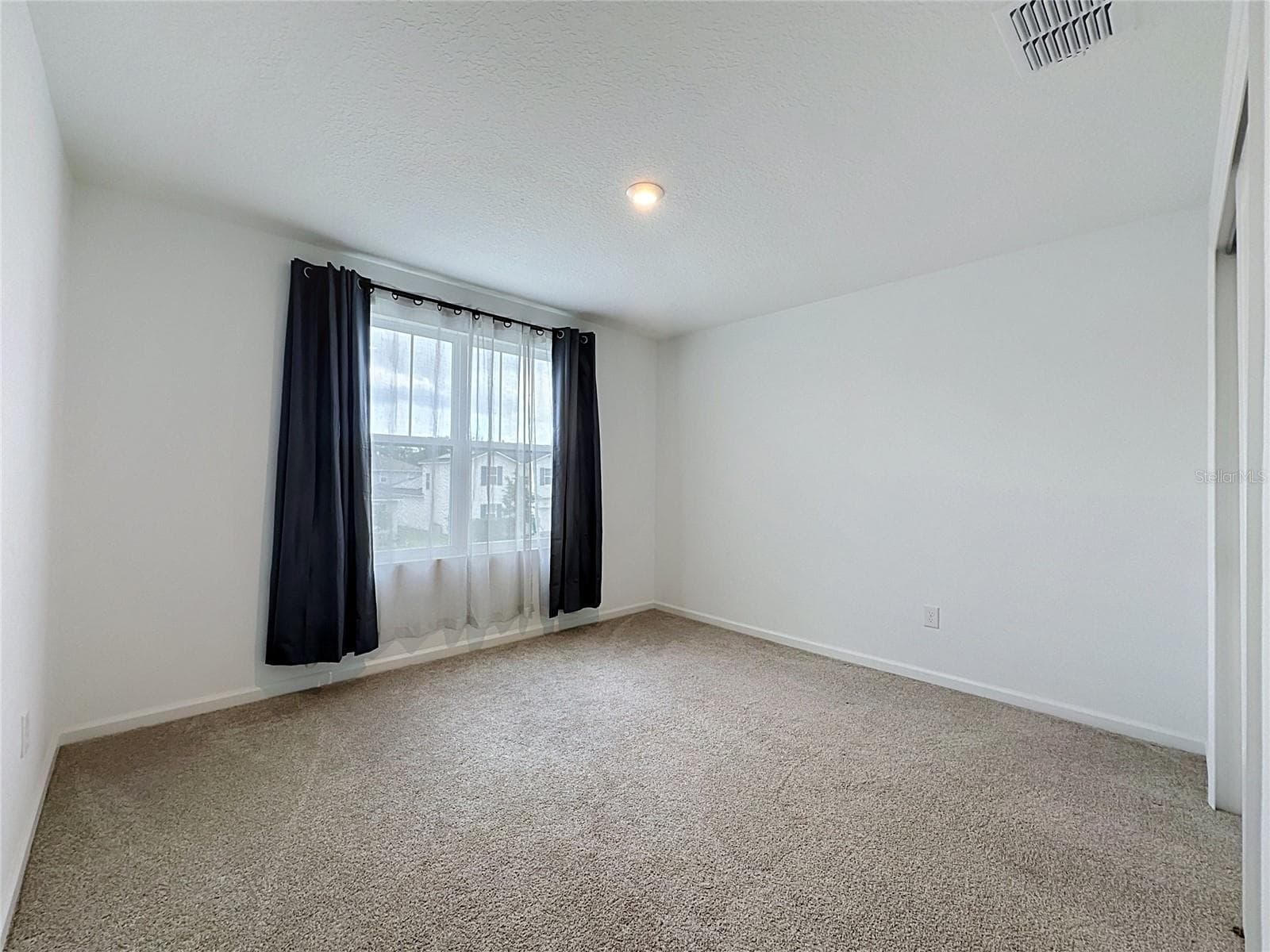 Bedroom 2 - 900 HONEY PETAL LN, DELAND