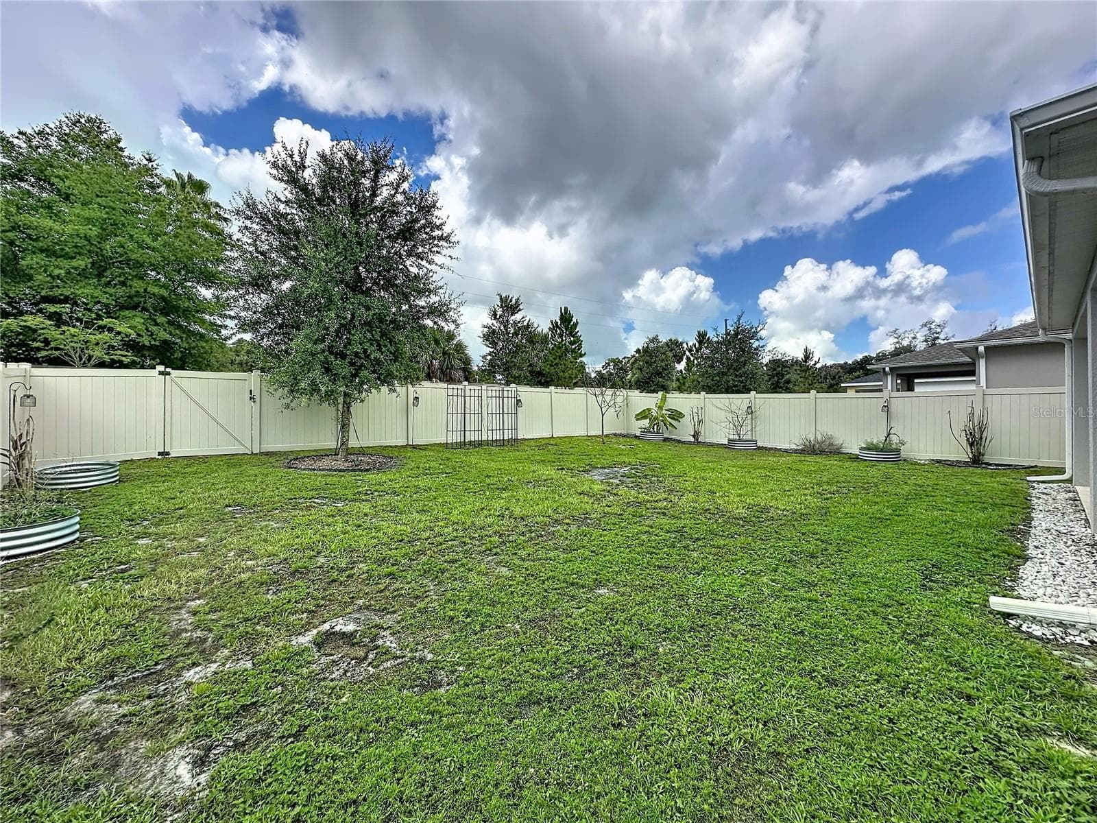 Single Family Residence at 900 HONEY PETAL LN, DELAND, photo 39 of 42