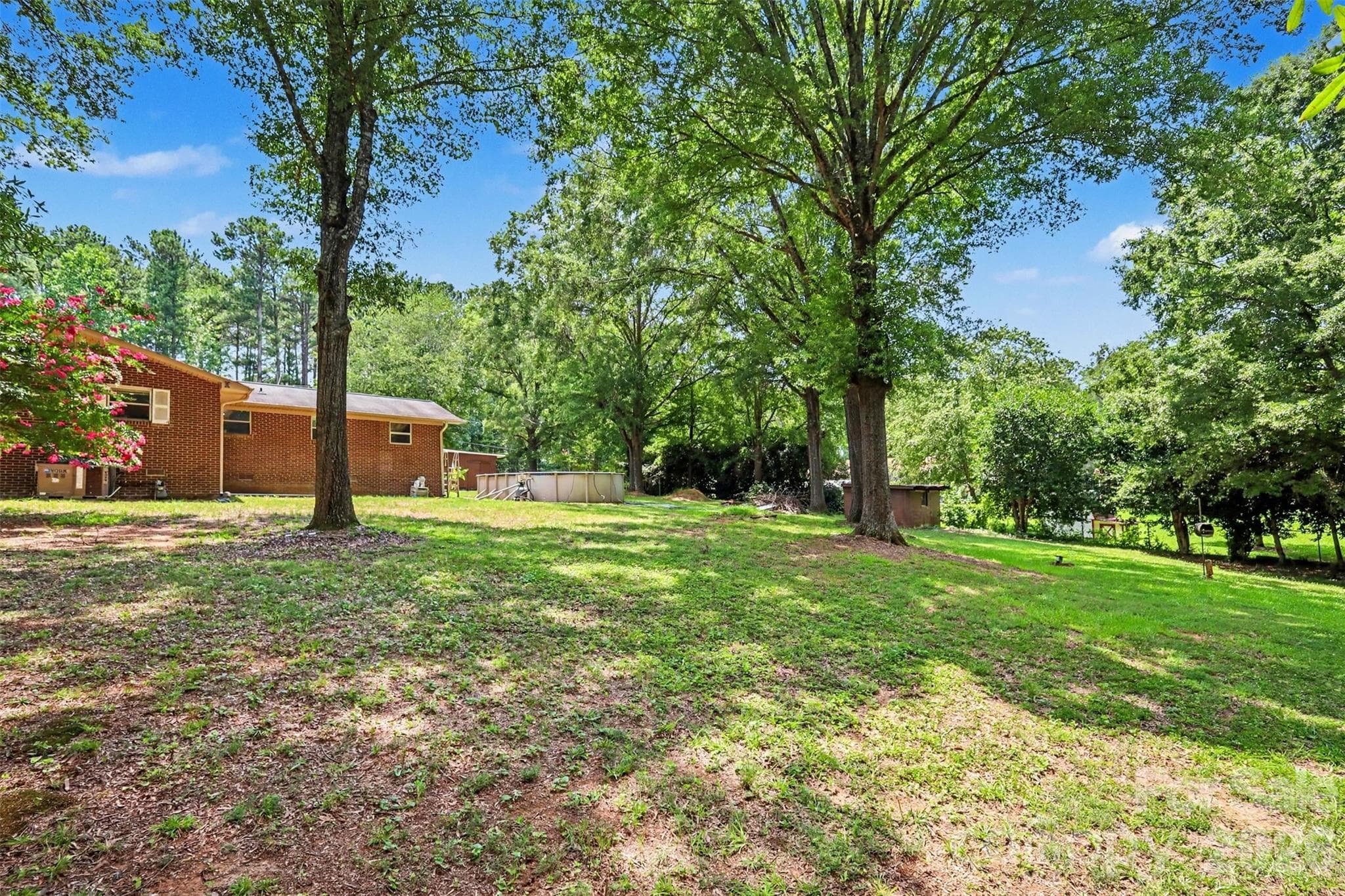 Single Family Residence at 953 Twin Lakes Road, Rock Hill, photo 18 of 19