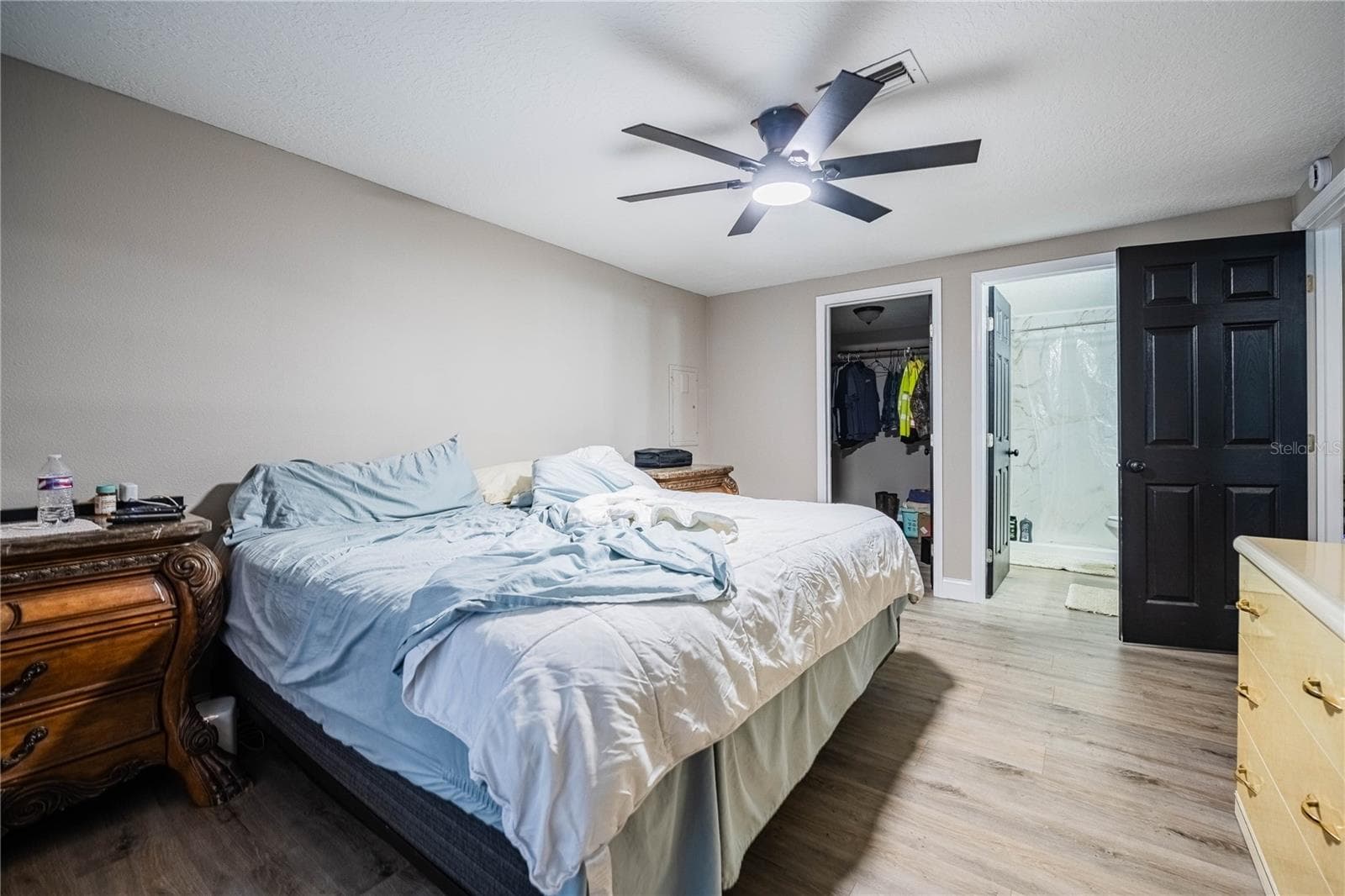 Single Family Residence at 801 N CLERMONT AVE, FORT MEADE, photo 10 of 25