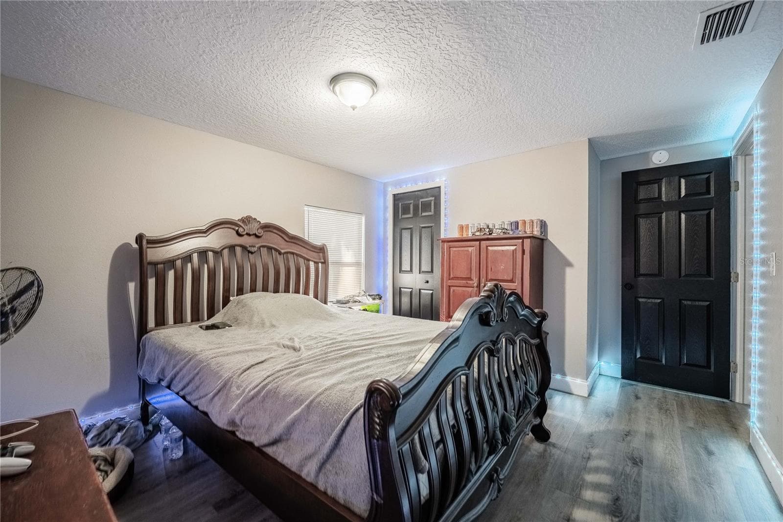 Single Family Residence at 801 N CLERMONT AVE, FORT MEADE, photo 17 of 25