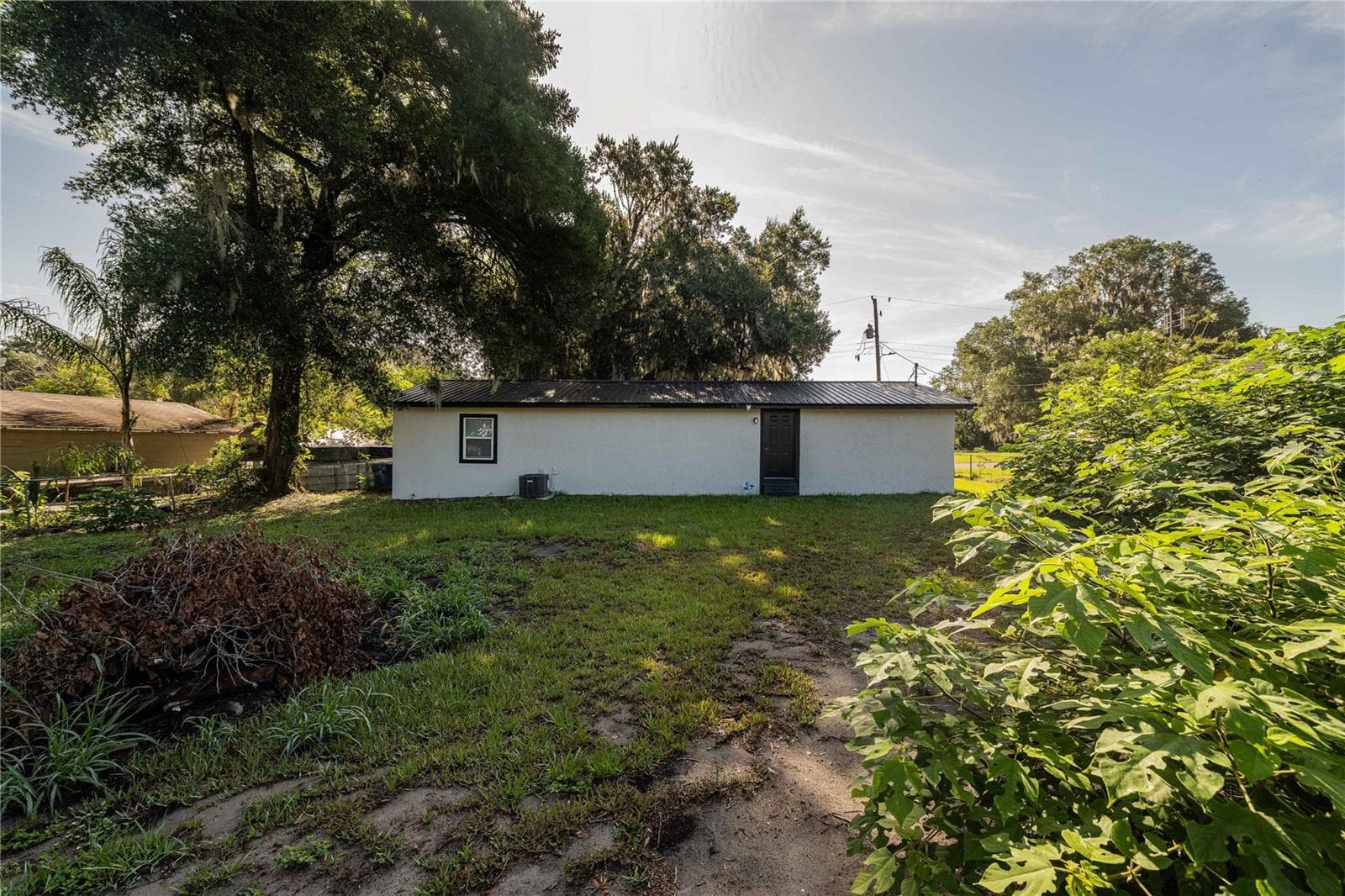 Single Family Residence at 801 N CLERMONT AVE, FORT MEADE, photo 20 of 25