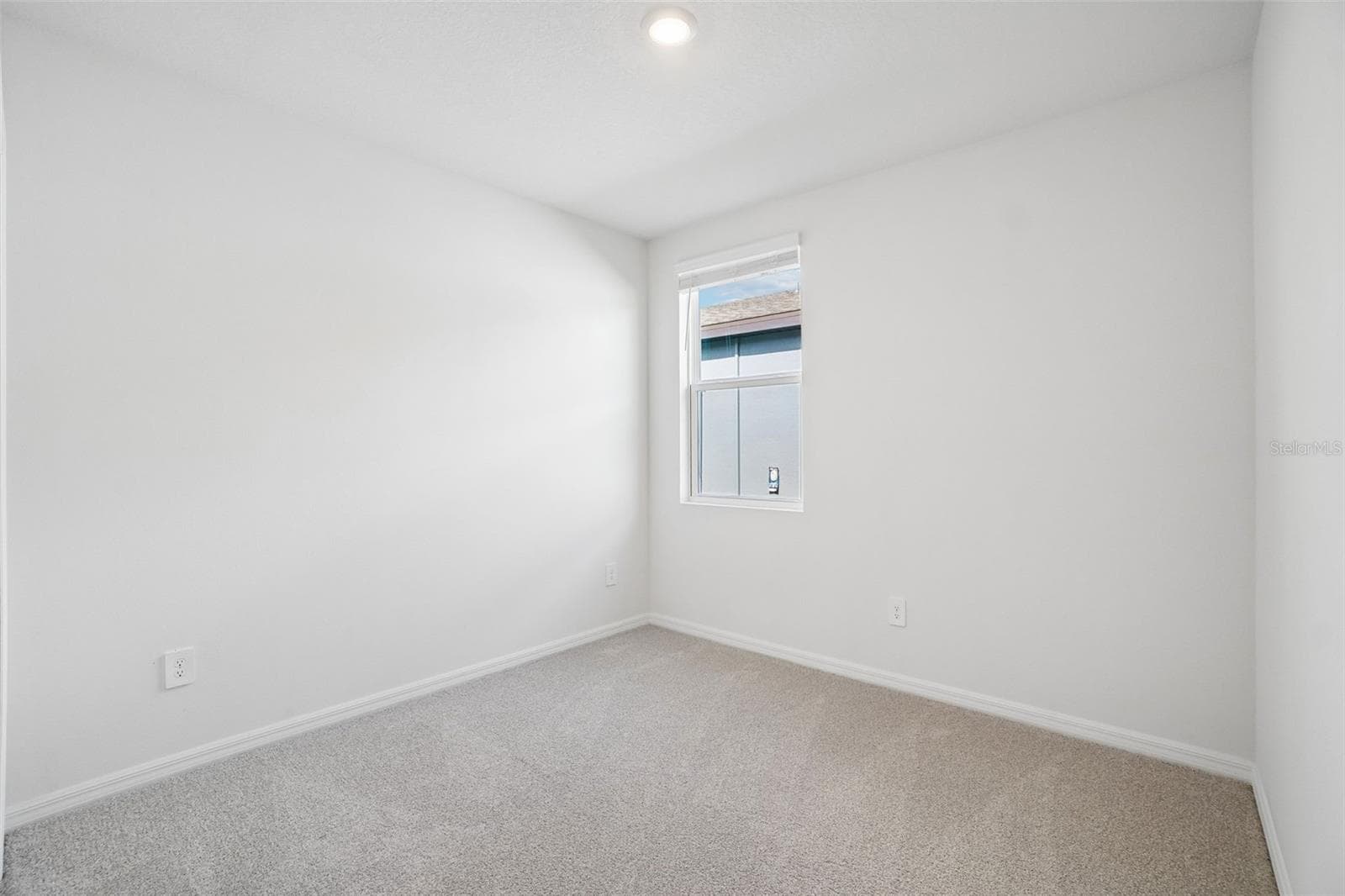 Single Family Residence at 13696 UMBER FOREST ST, HUDSON, photo 24 of 39