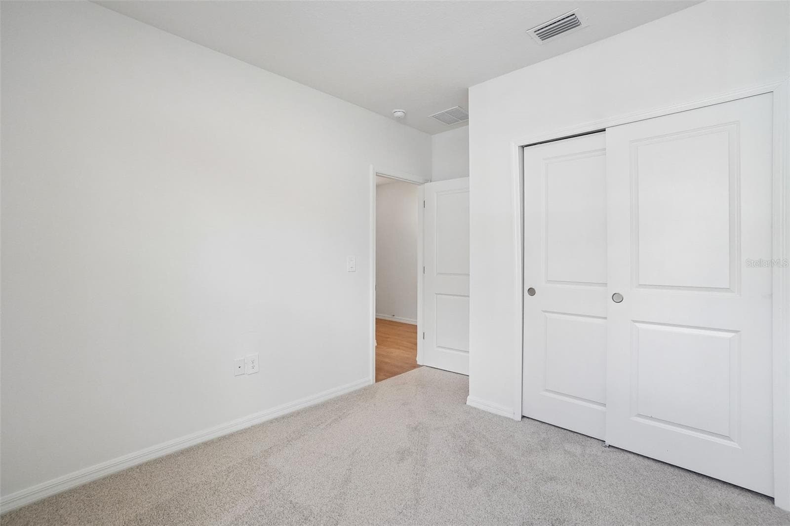 Single Family Residence at 13696 UMBER FOREST ST, HUDSON, photo 25 of 39