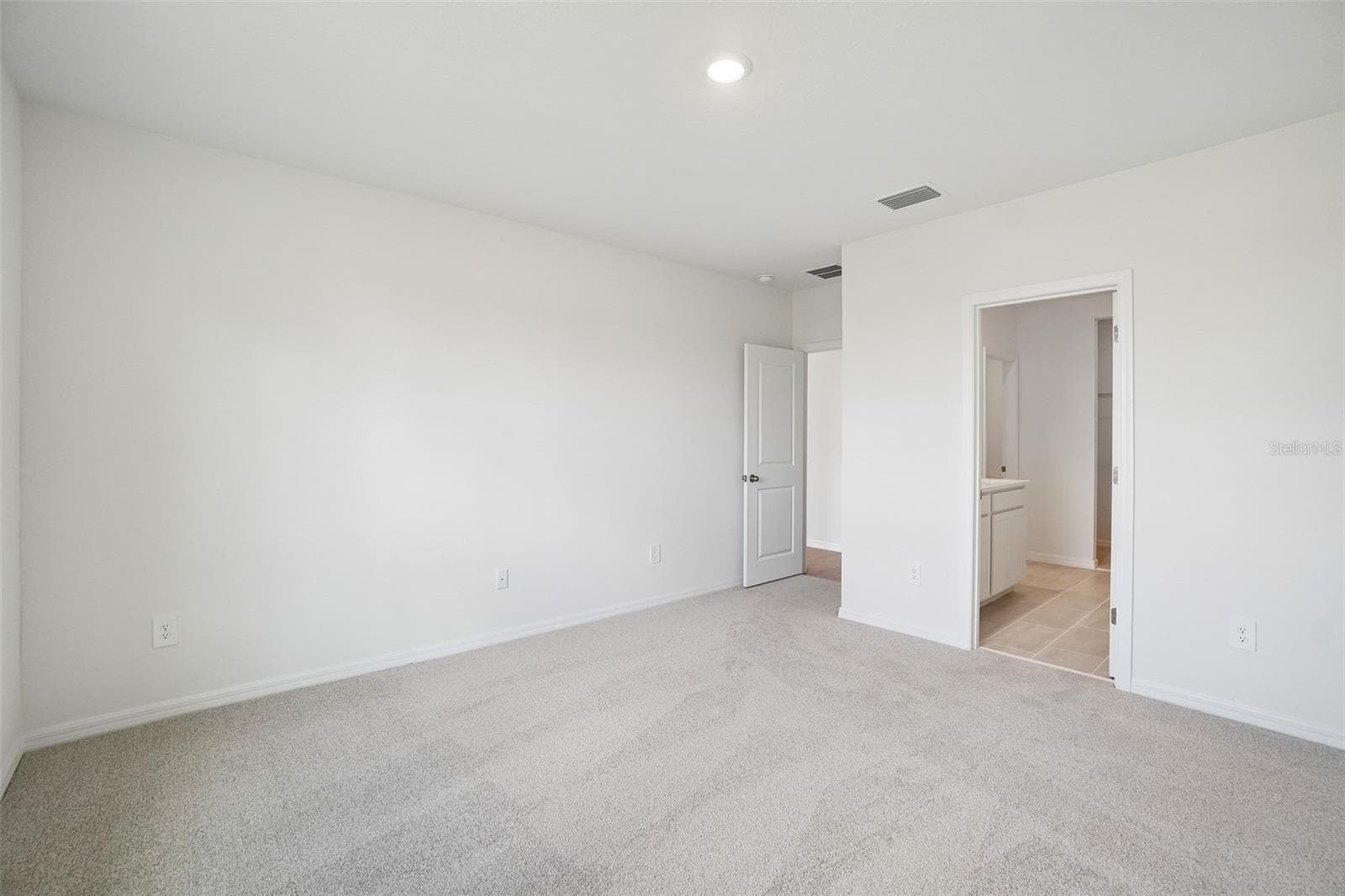 Single Family Residence at 13696 UMBER FOREST ST, HUDSON, photo 30 of 39