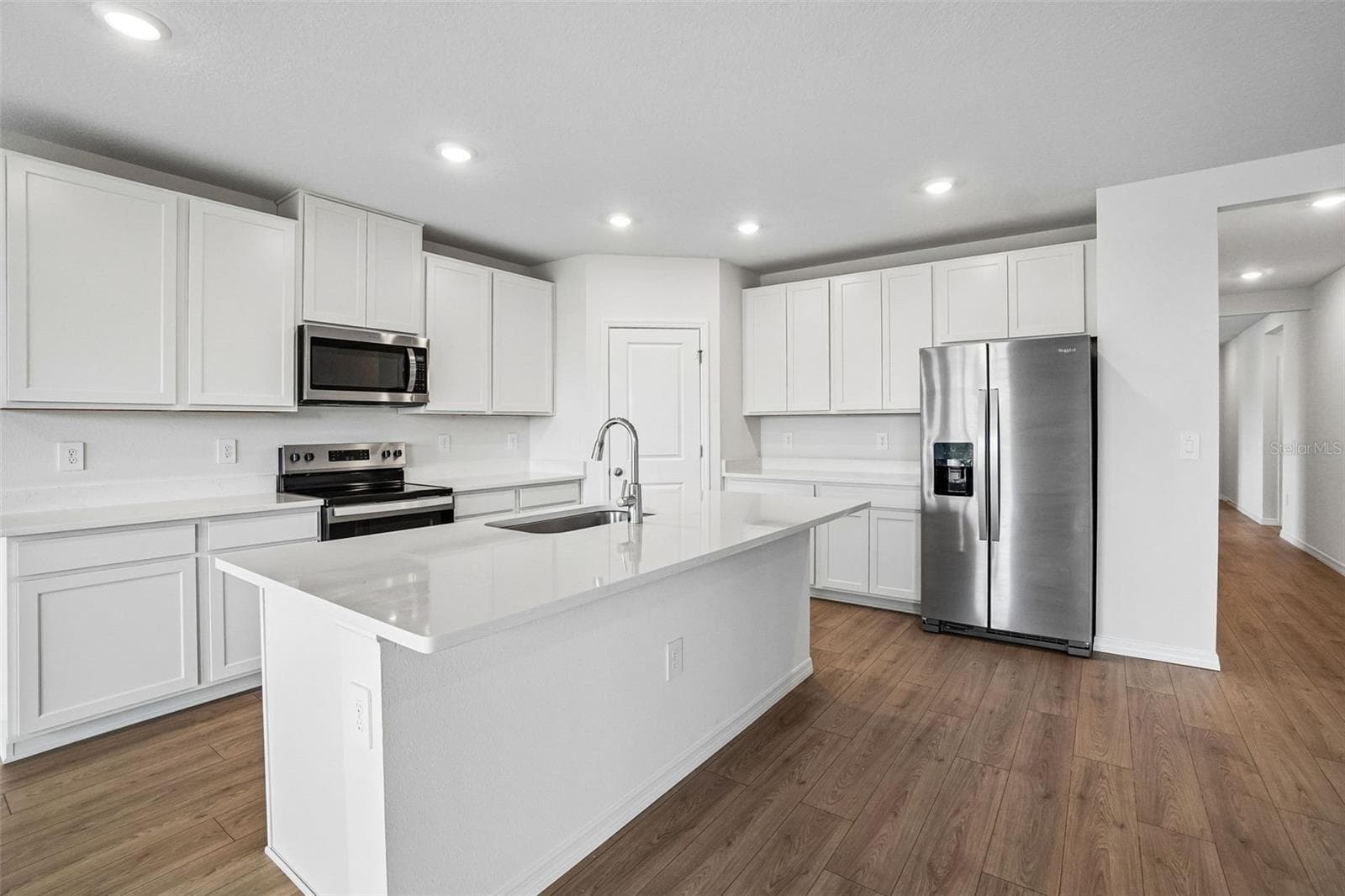 Single Family Residence at 13684 UMBER FOREST ST, HUDSON, photo 17 of 47