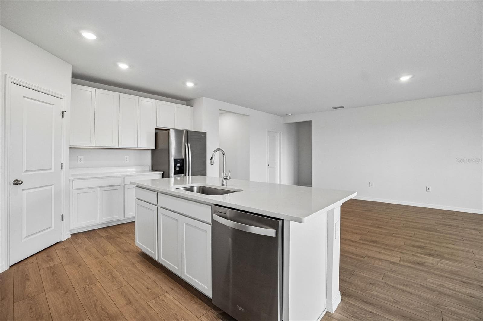 Single Family Residence at 13684 UMBER FOREST ST, HUDSON, photo 19 of 47