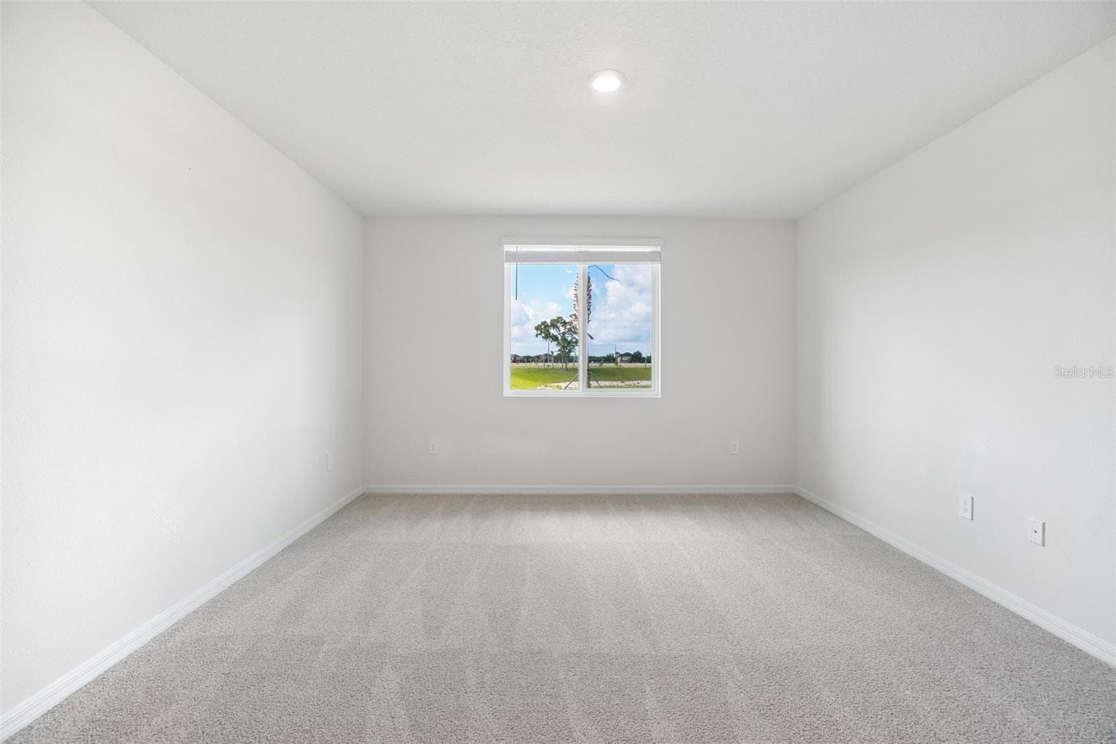 Single Family Residence at 13684 UMBER FOREST ST, HUDSON, photo 35 of 47