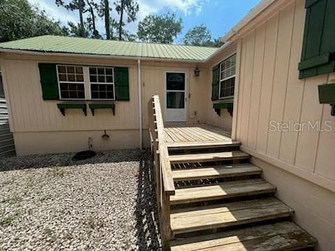 Single Family Residence at 526 KINGS CREEK CIR, STEINHATCHEE, photo 2 of 20