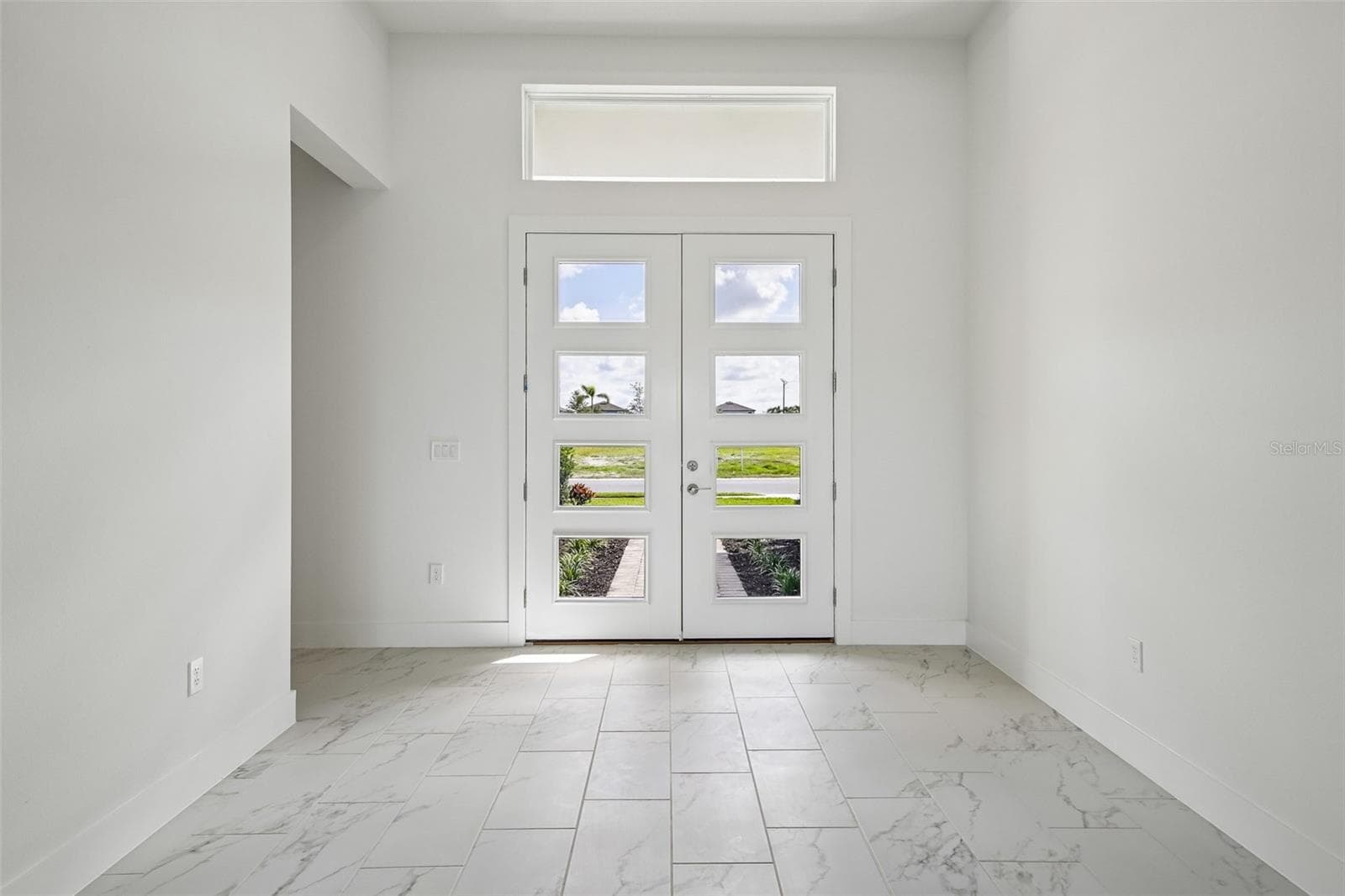 Single Family Residence at 8255 GOLDEN BEACH CT, PARRISH, photo 3 of 39