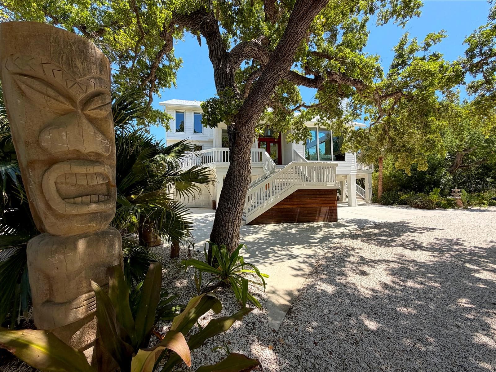 Single Family Residence at 7025 MANASOTA KEY RD, ENGLEWOOD, photo 2 of 57