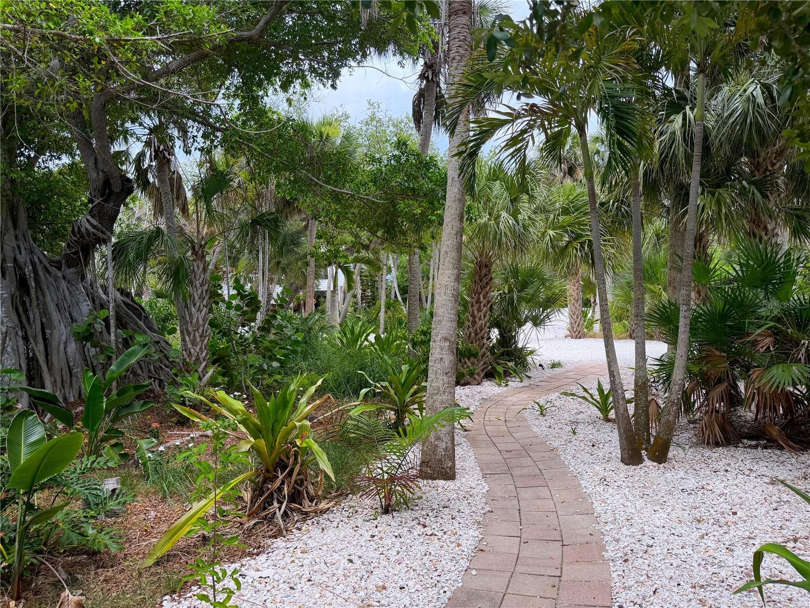 Single Family Residence at 7025 MANASOTA KEY RD, ENGLEWOOD, photo 44 of 57