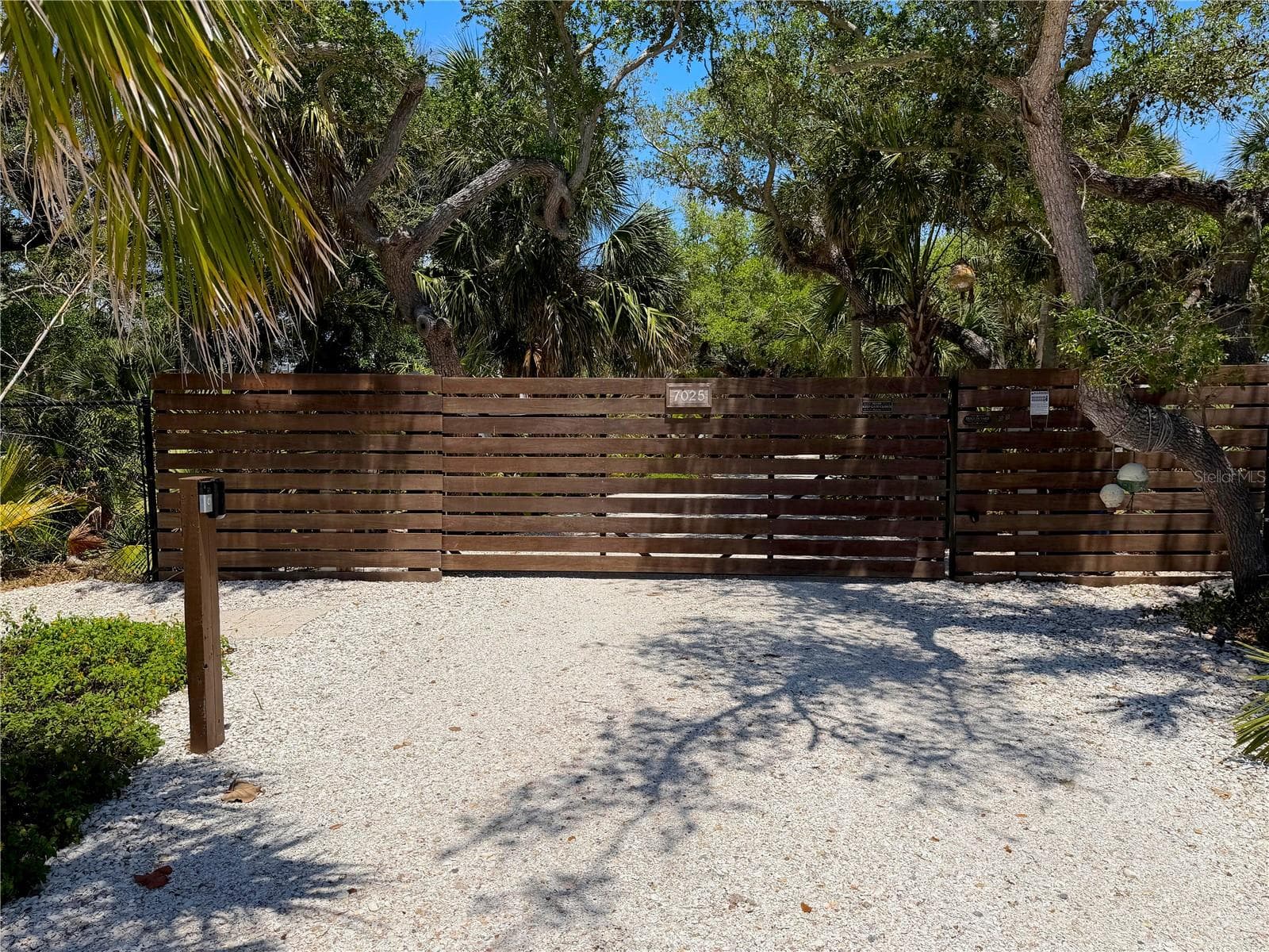 Single Family Residence at 7025 MANASOTA KEY RD, ENGLEWOOD, photo 48 of 57