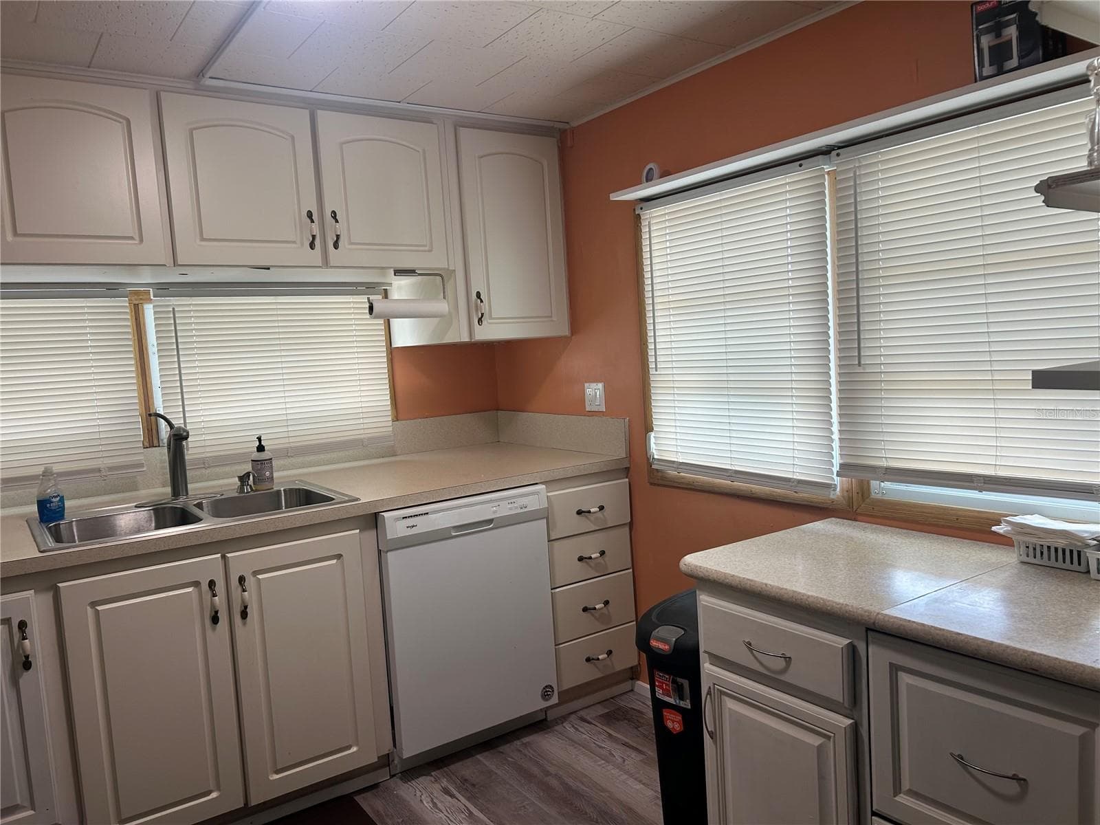 Mobile Home at 5325 BOCA RATON AVE, SARASOTA, photo 7 of 64