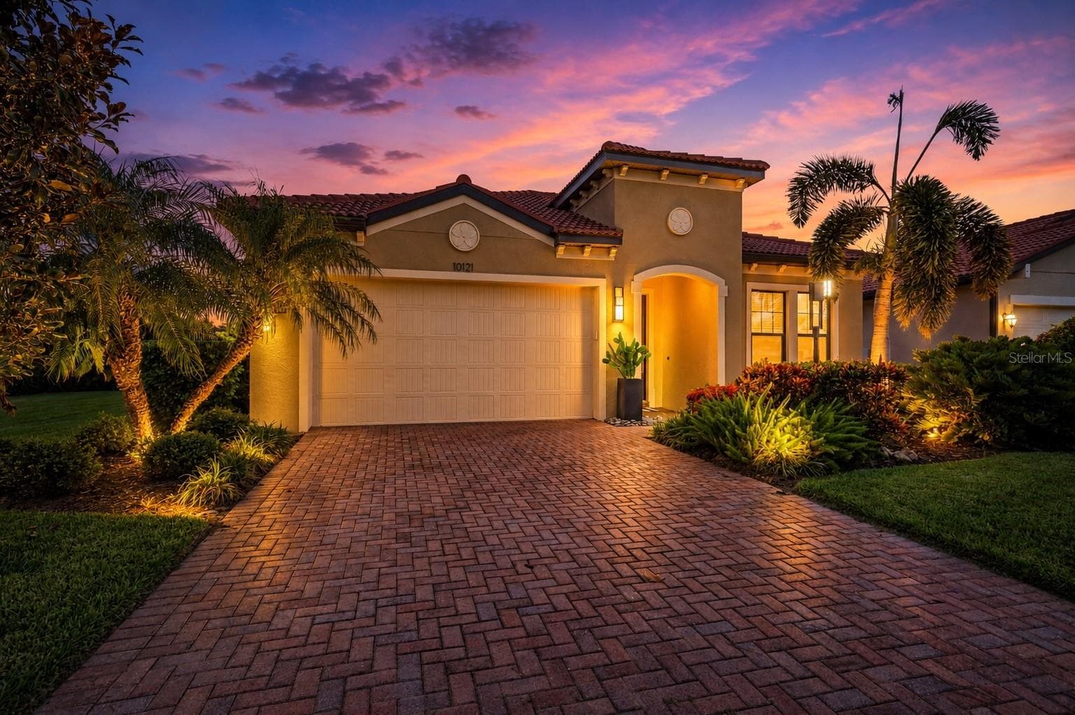 Single Family Residence at 10121 MARBELLA DR, BRADENTON, photo 6 of 99