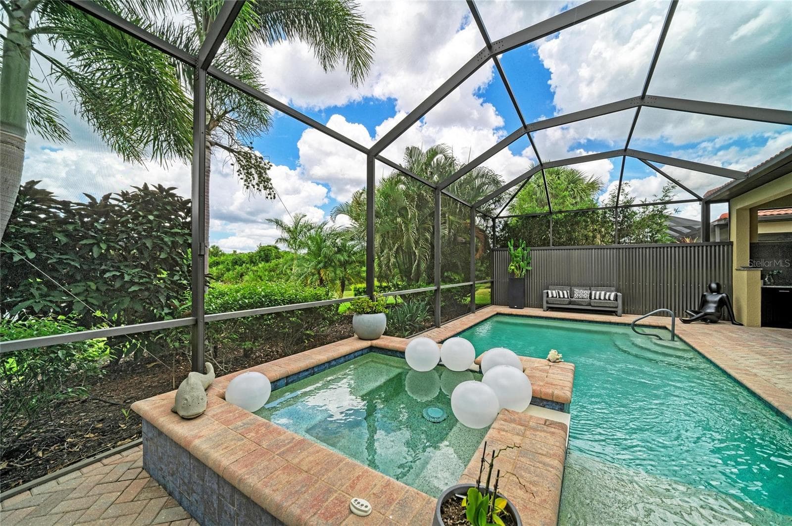 Single Family Residence at 10121 MARBELLA DR, BRADENTON, photo 8 of 99