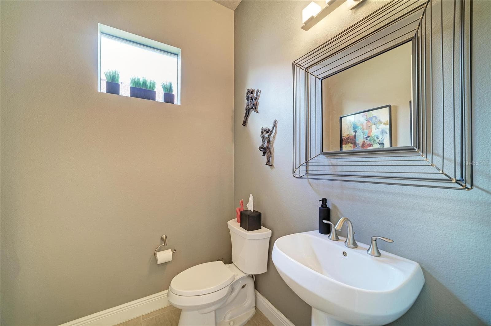 Single Family Residence at 10121 MARBELLA DR, BRADENTON, photo 33 of 99
