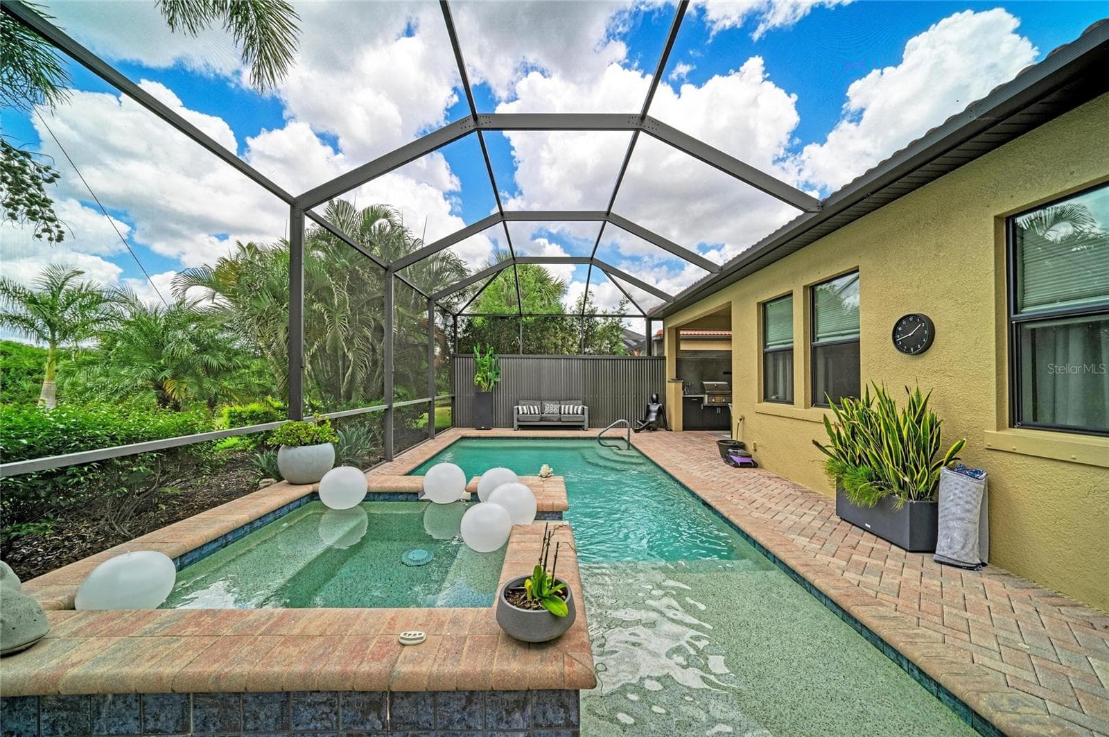 Single Family Residence at 10121 MARBELLA DR, BRADENTON, photo 52 of 99