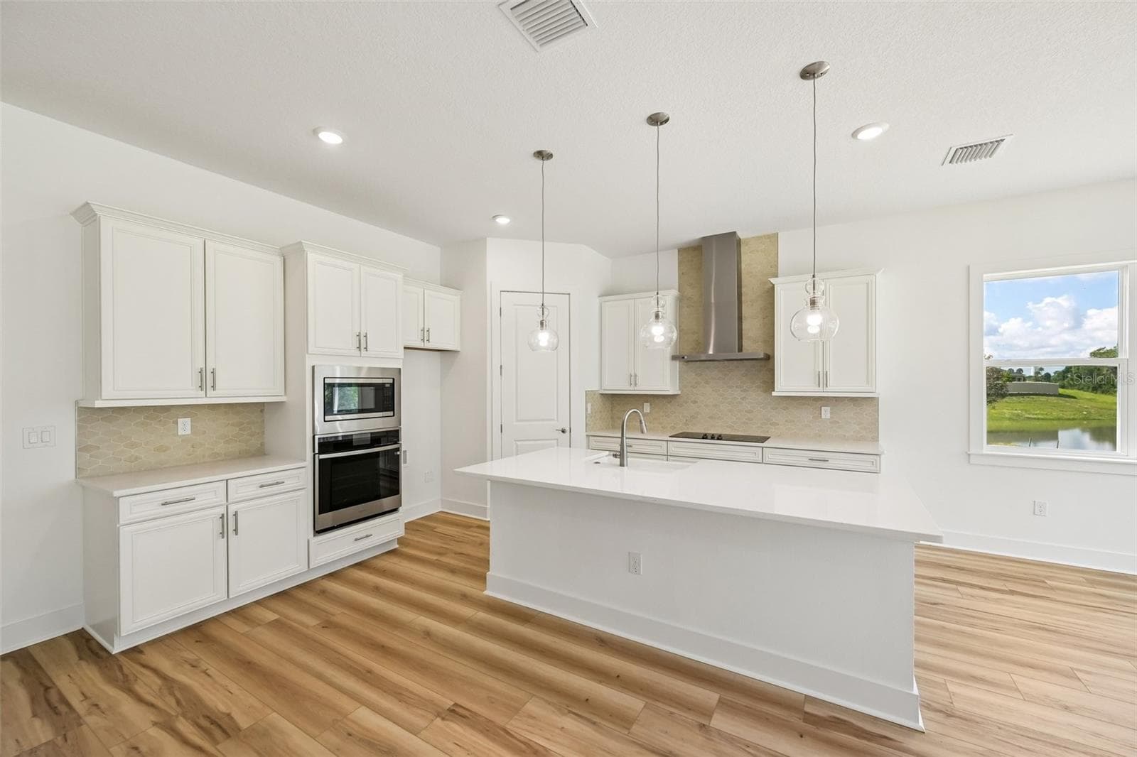 Single Family Residence at 12231 WHITE BLOSSOM CT, PARRISH, photo 13 of 41