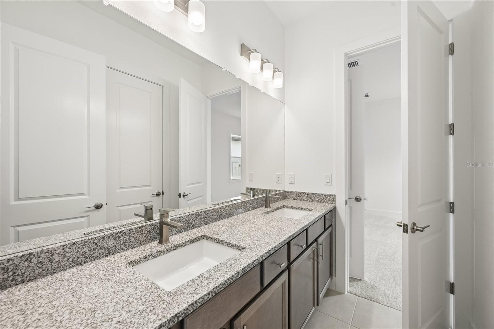 Single Family Residence at 12231 WHITE BLOSSOM CT, PARRISH, photo 35 of 41